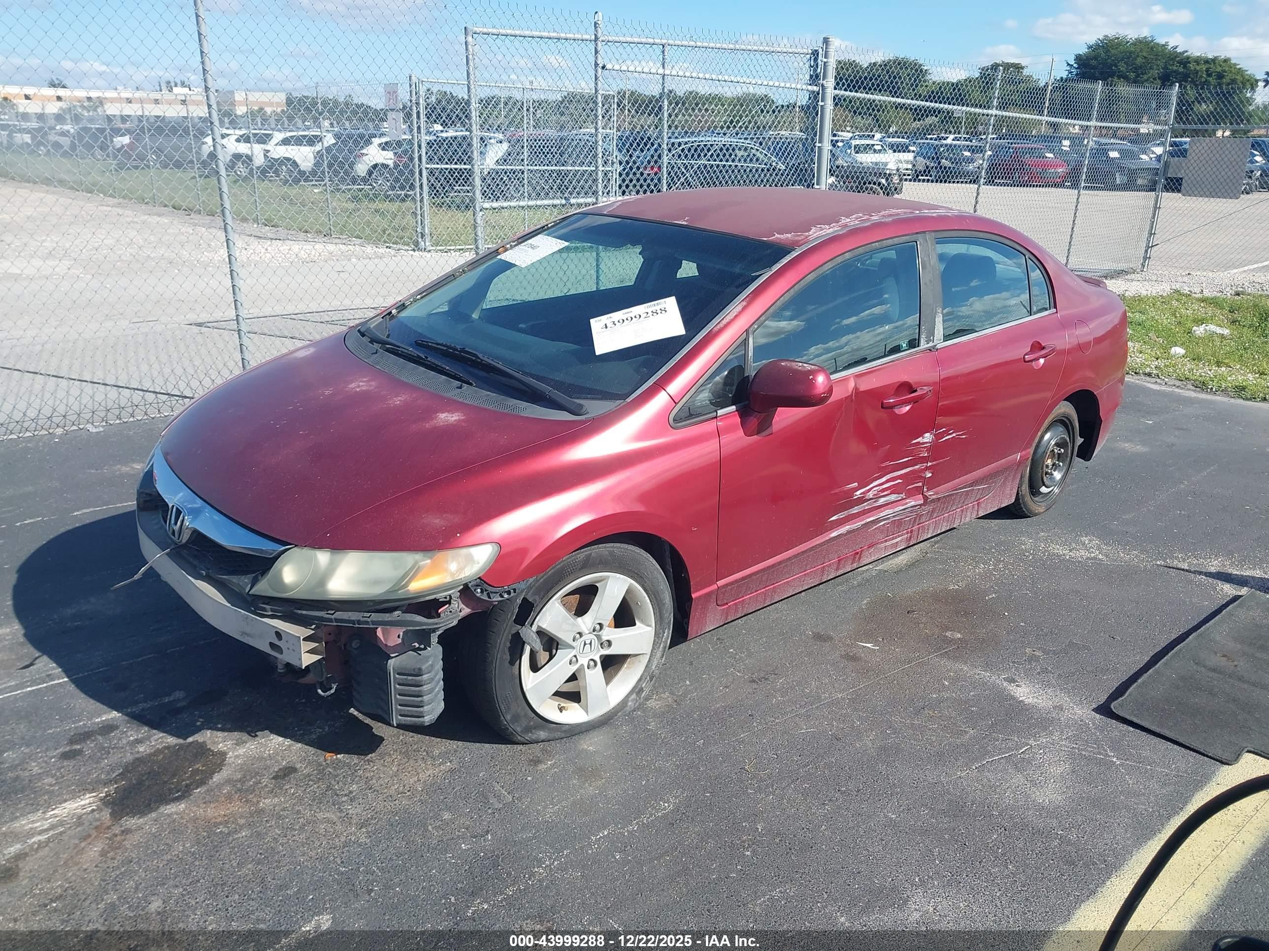 HONDA CIVIC image 2