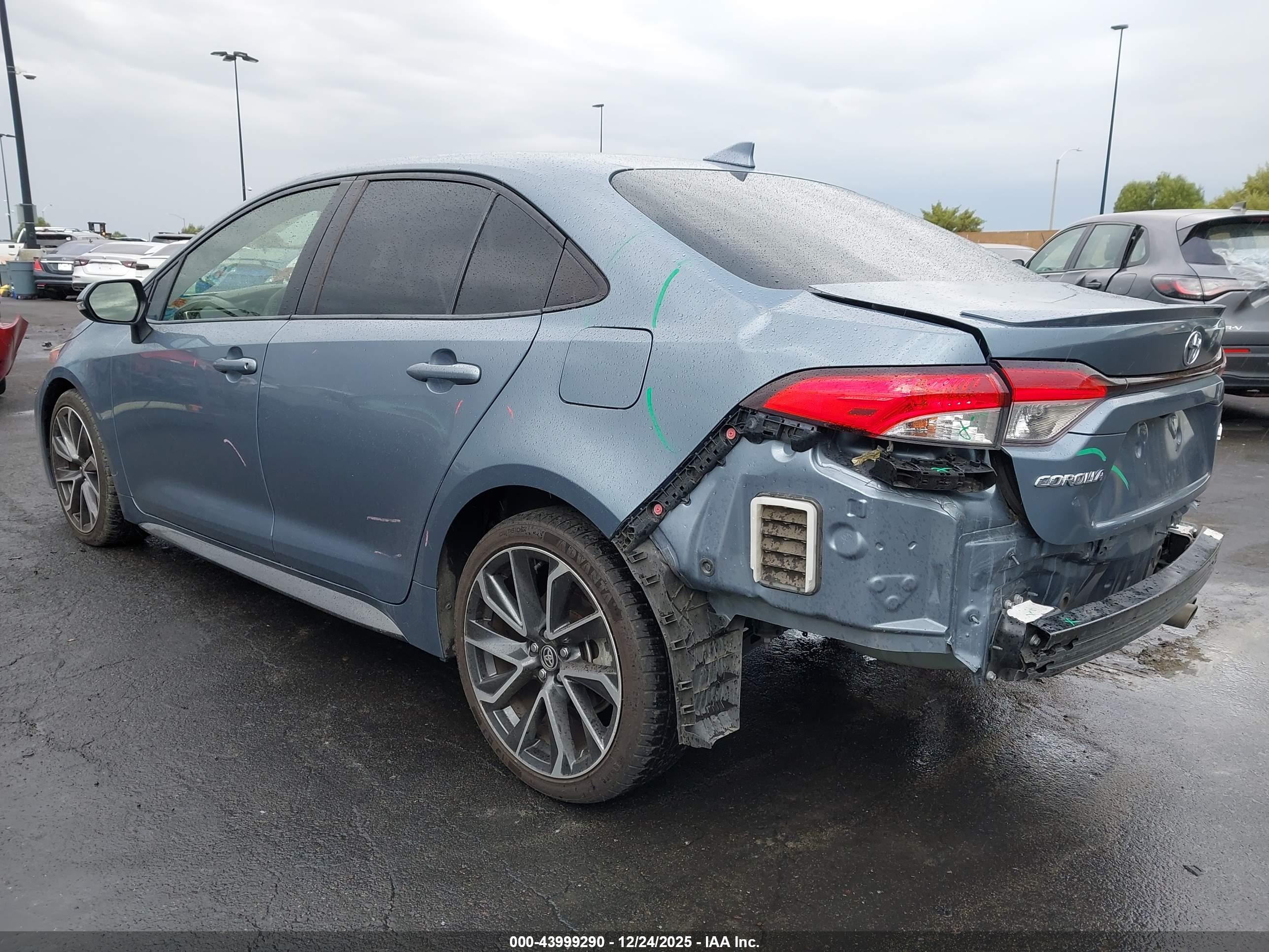 TOYOTA COROLLA image 3