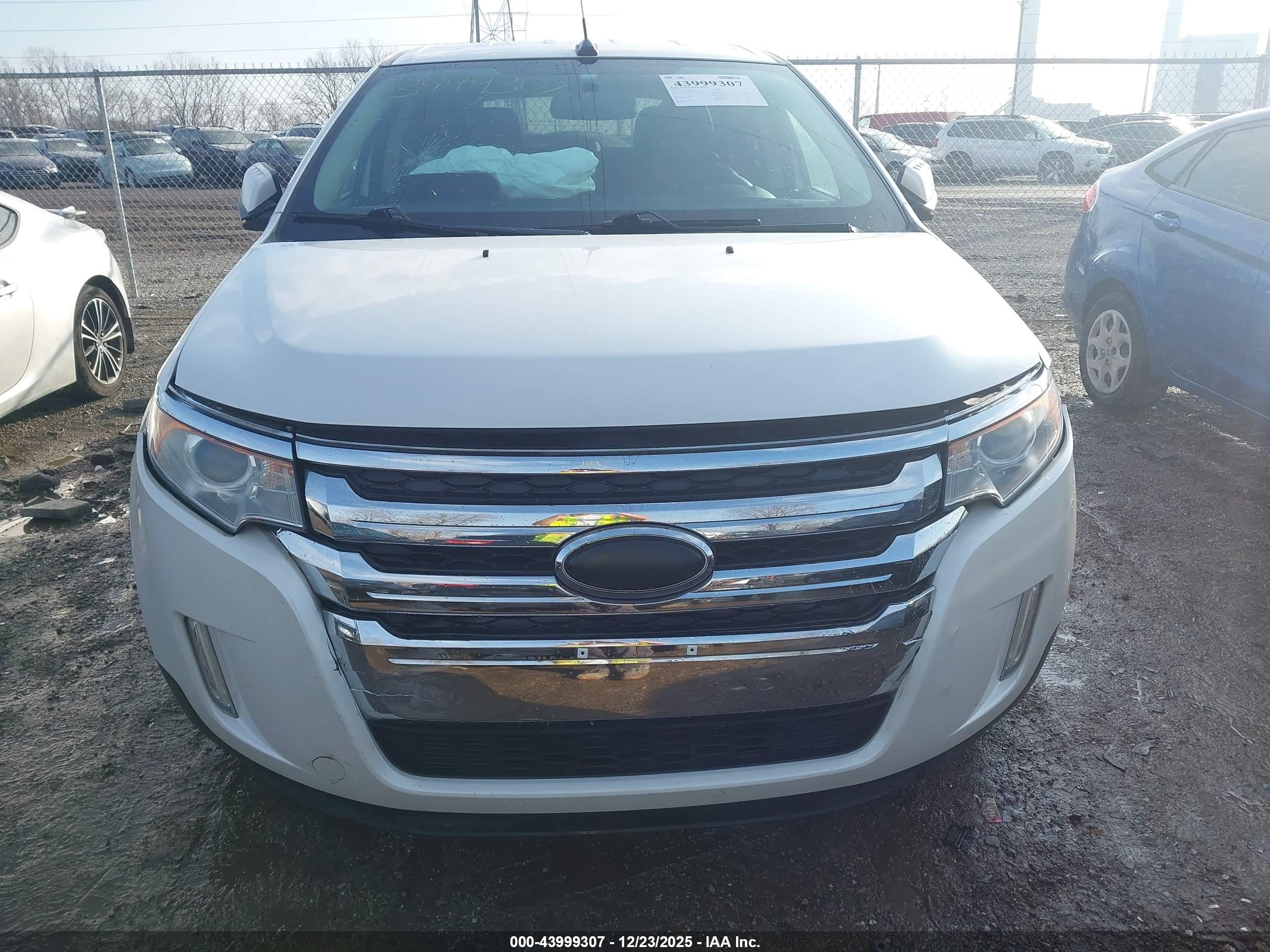 FORD EDGE image 6