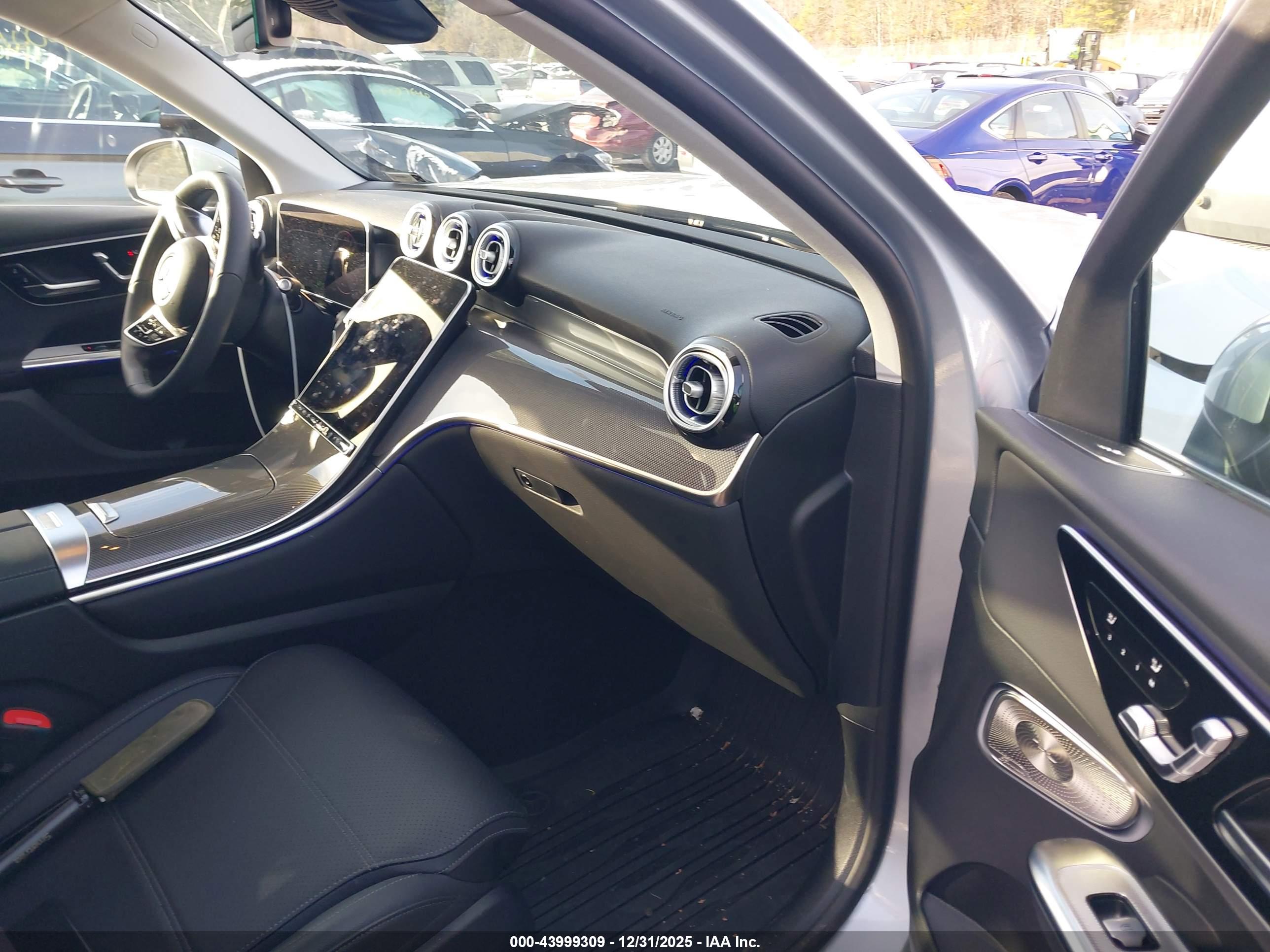 MERCEDES-BENZ GLC image 5