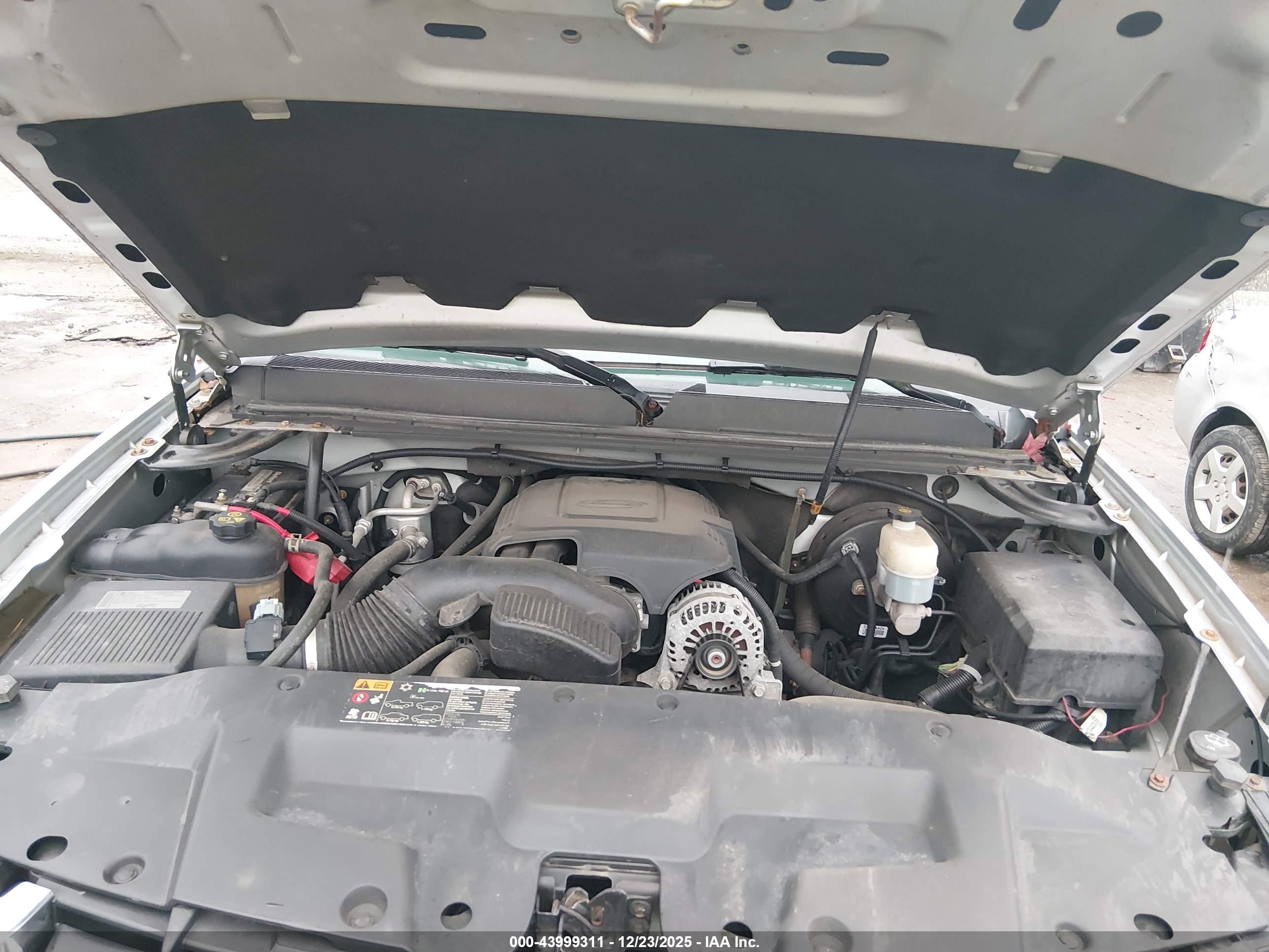 GMC SIERRA image 10