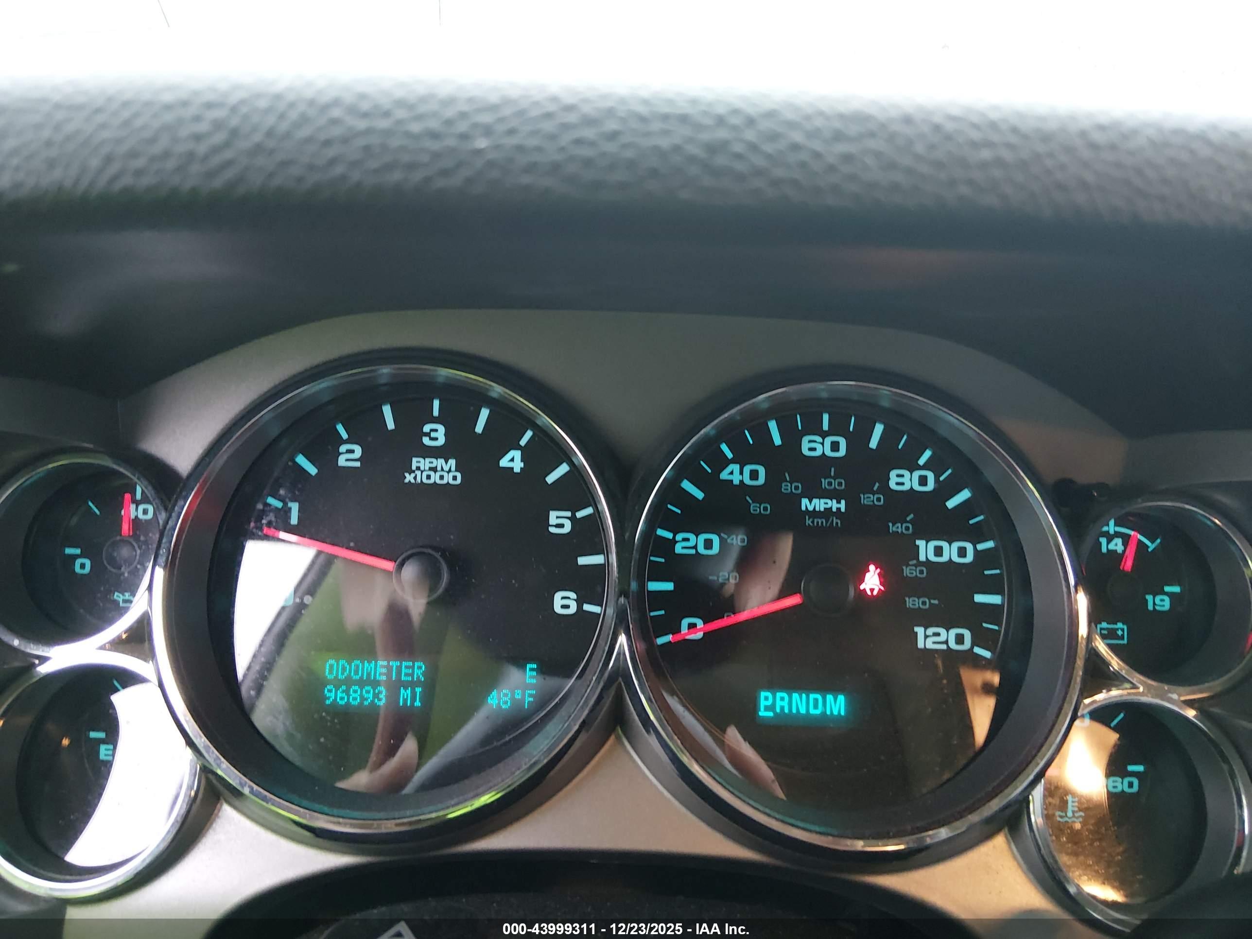 GMC SIERRA image 7