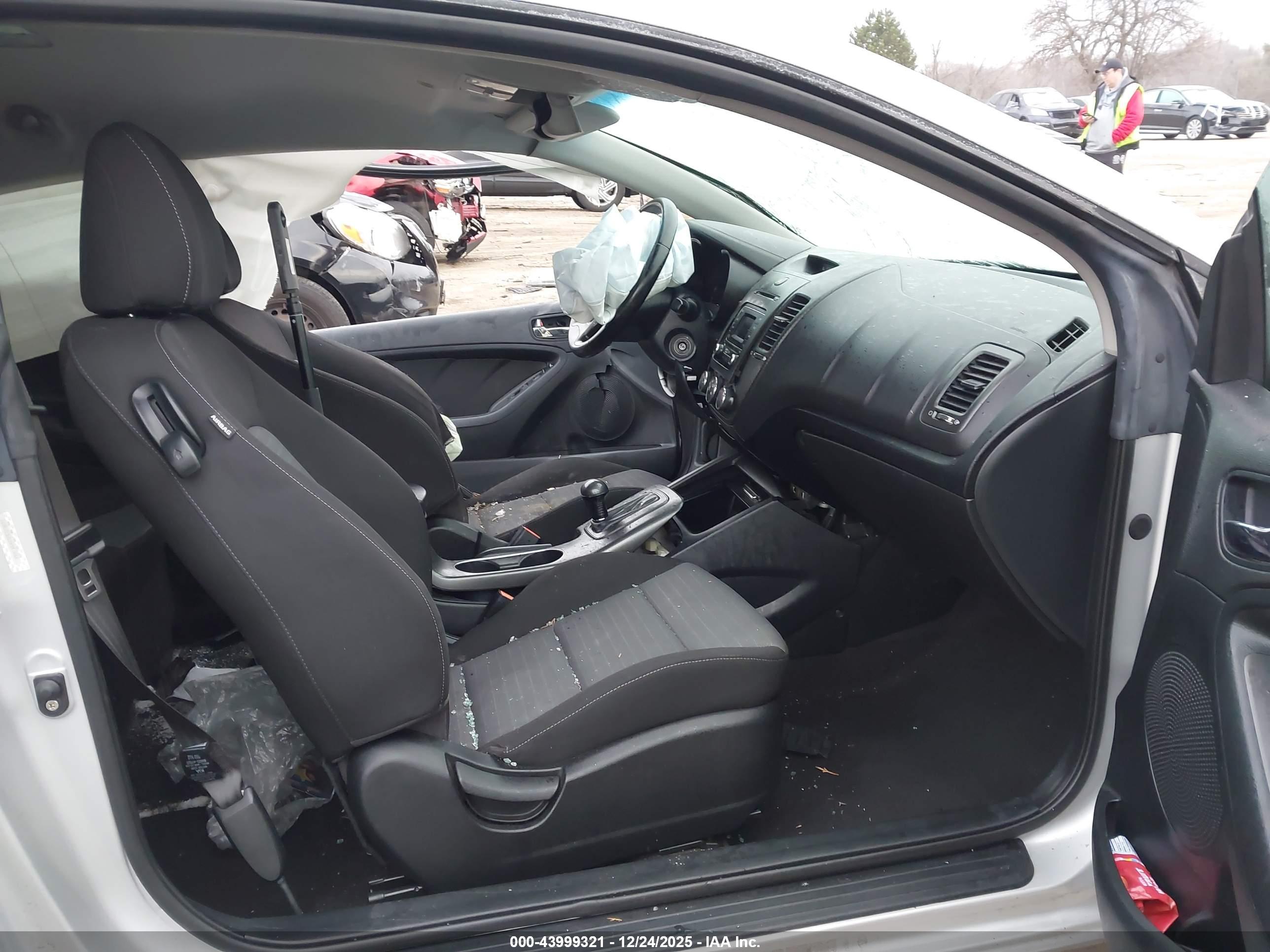 KIA FORTE image 5