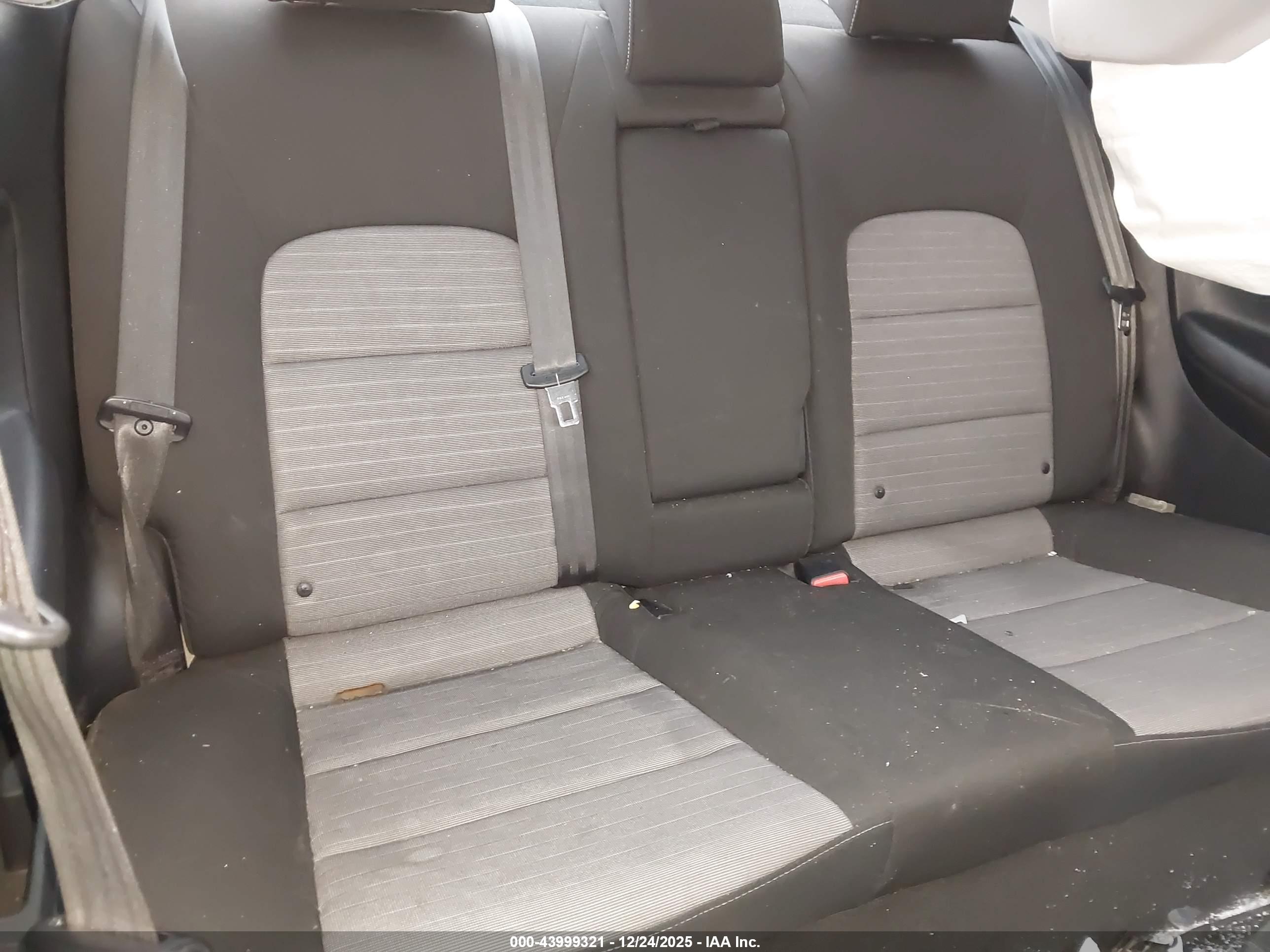 KIA FORTE image 8
