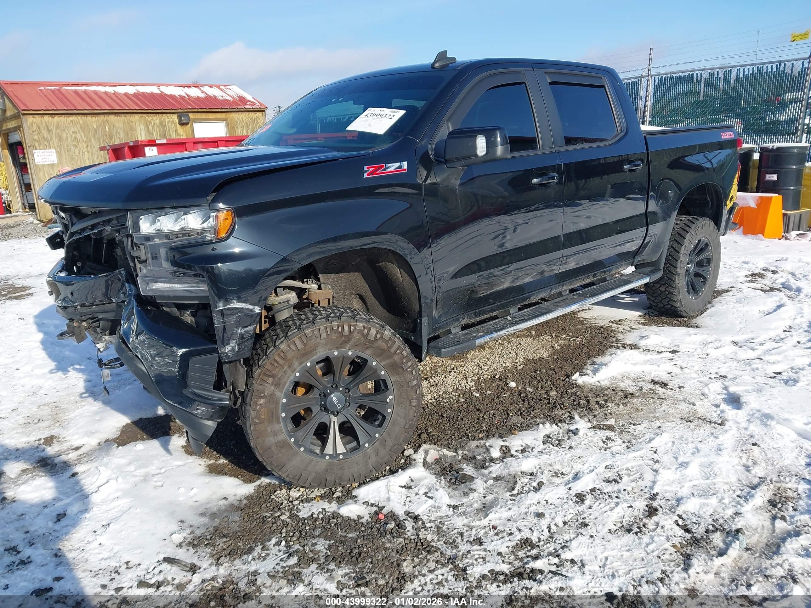 CHEVROLET SILVERADO image 2