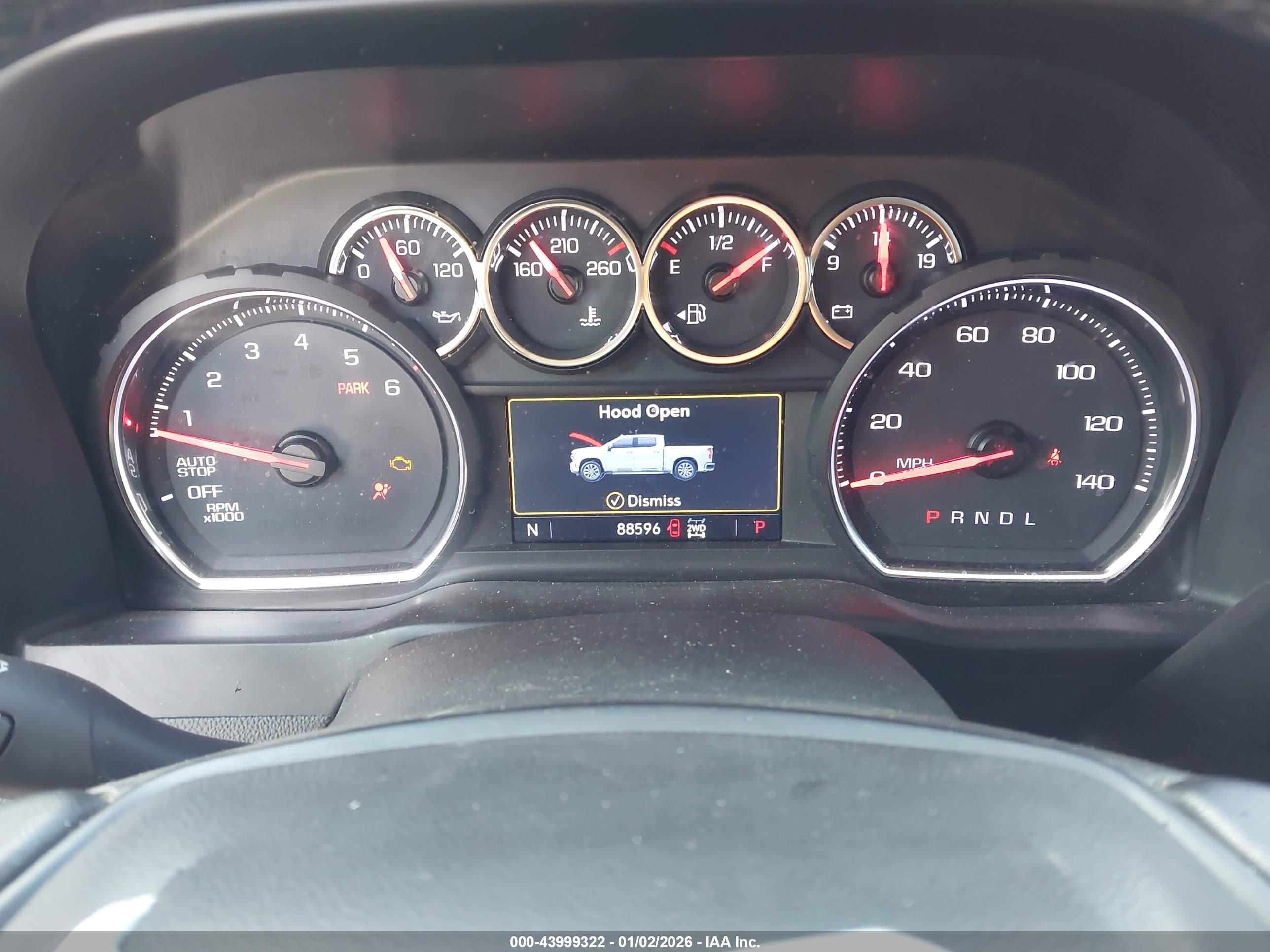 CHEVROLET SILVERADO image 7