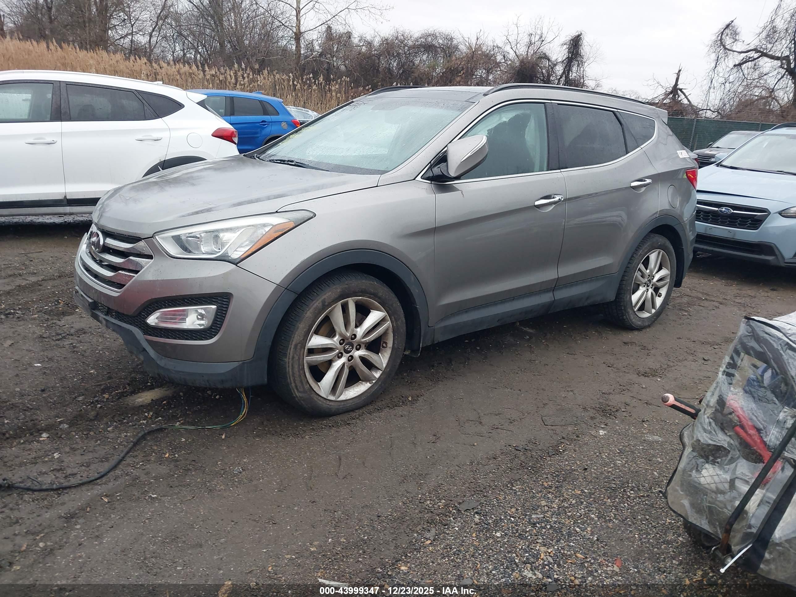 HYUNDAI SANTA image 2