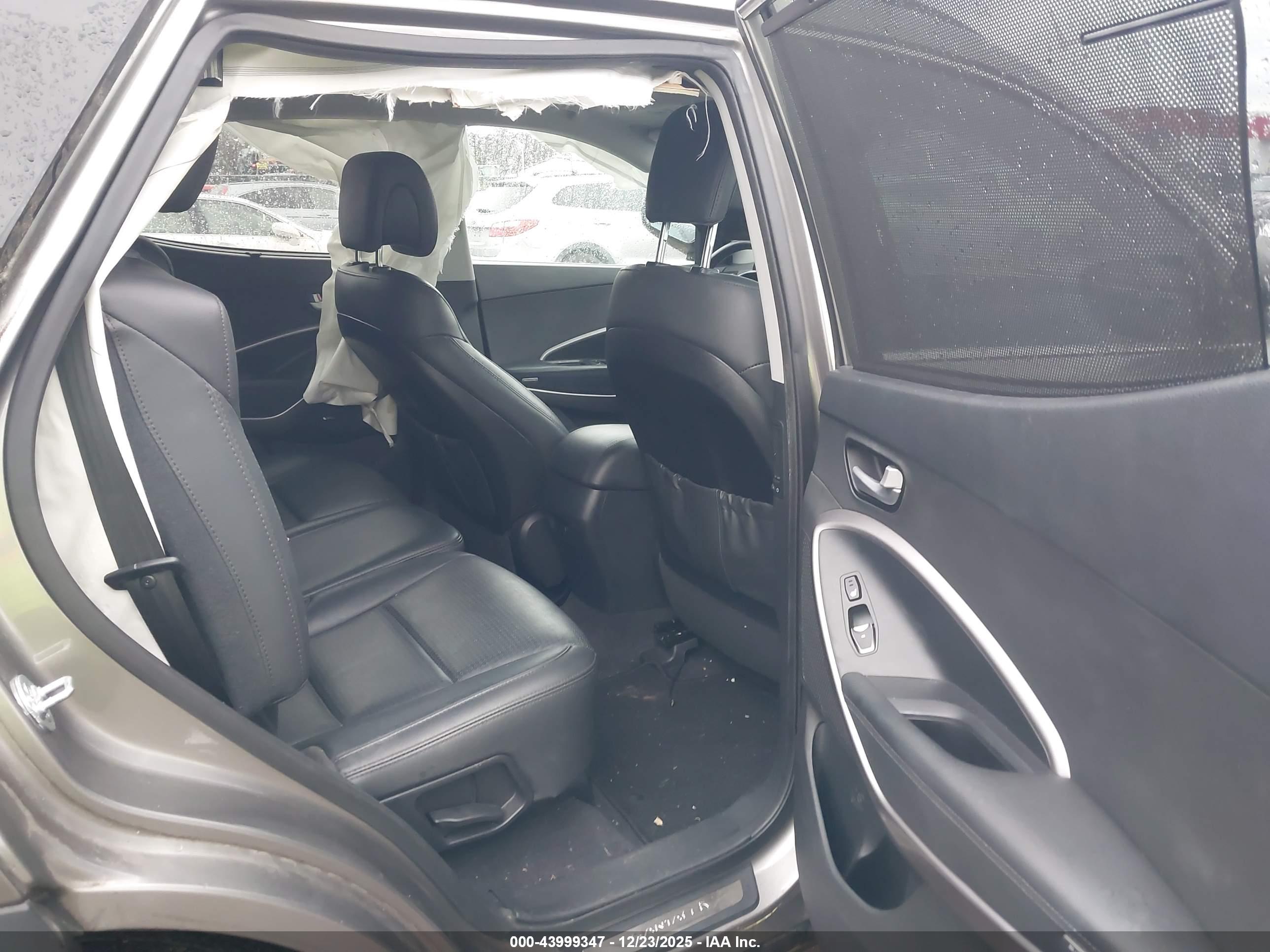 HYUNDAI SANTA image 8