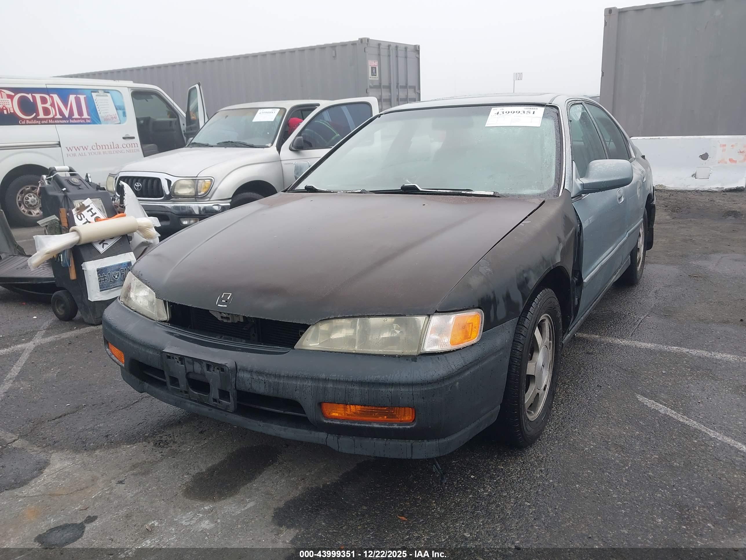 HONDA ACCORD image 2