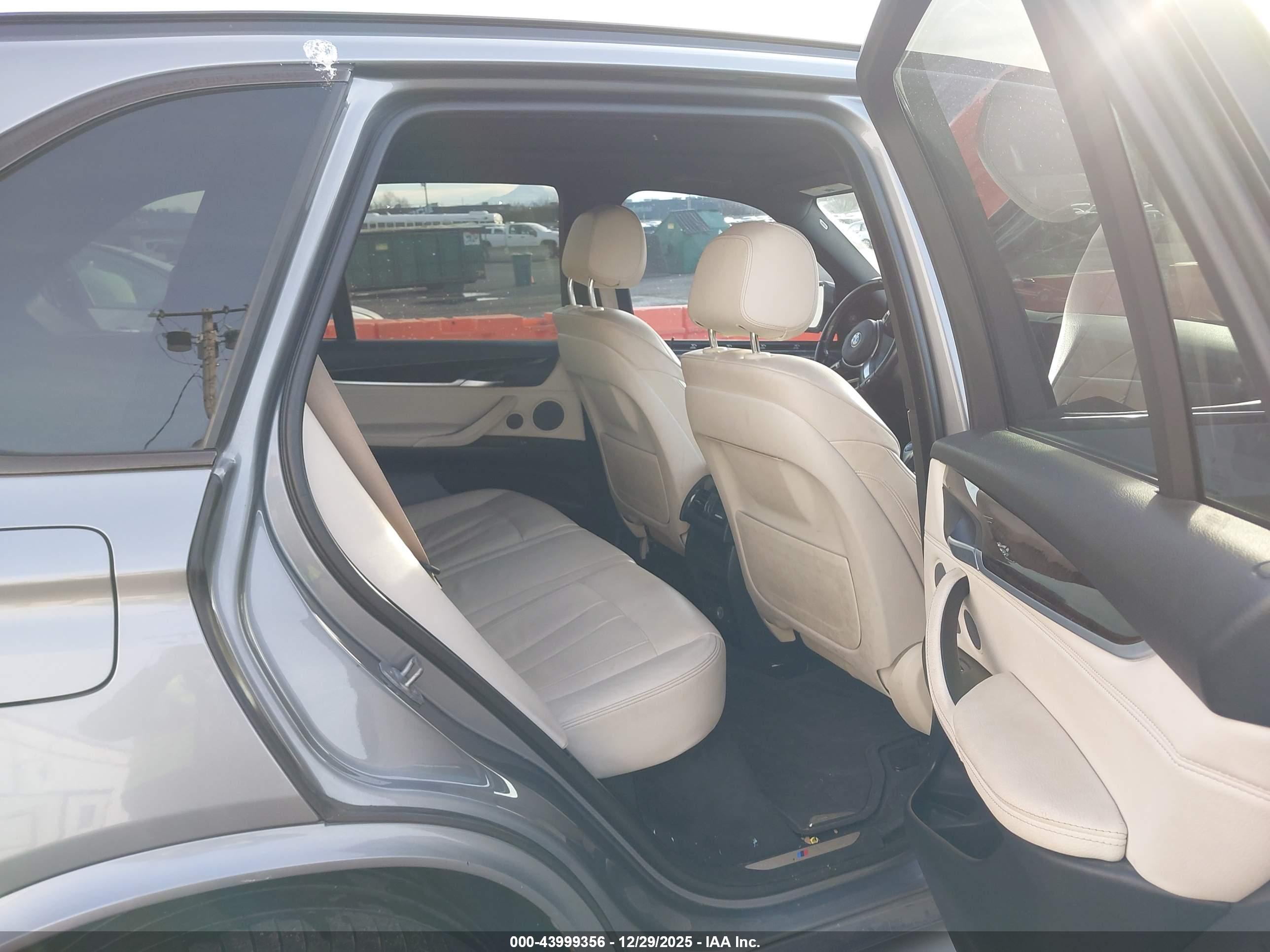 BMW X5 image 8