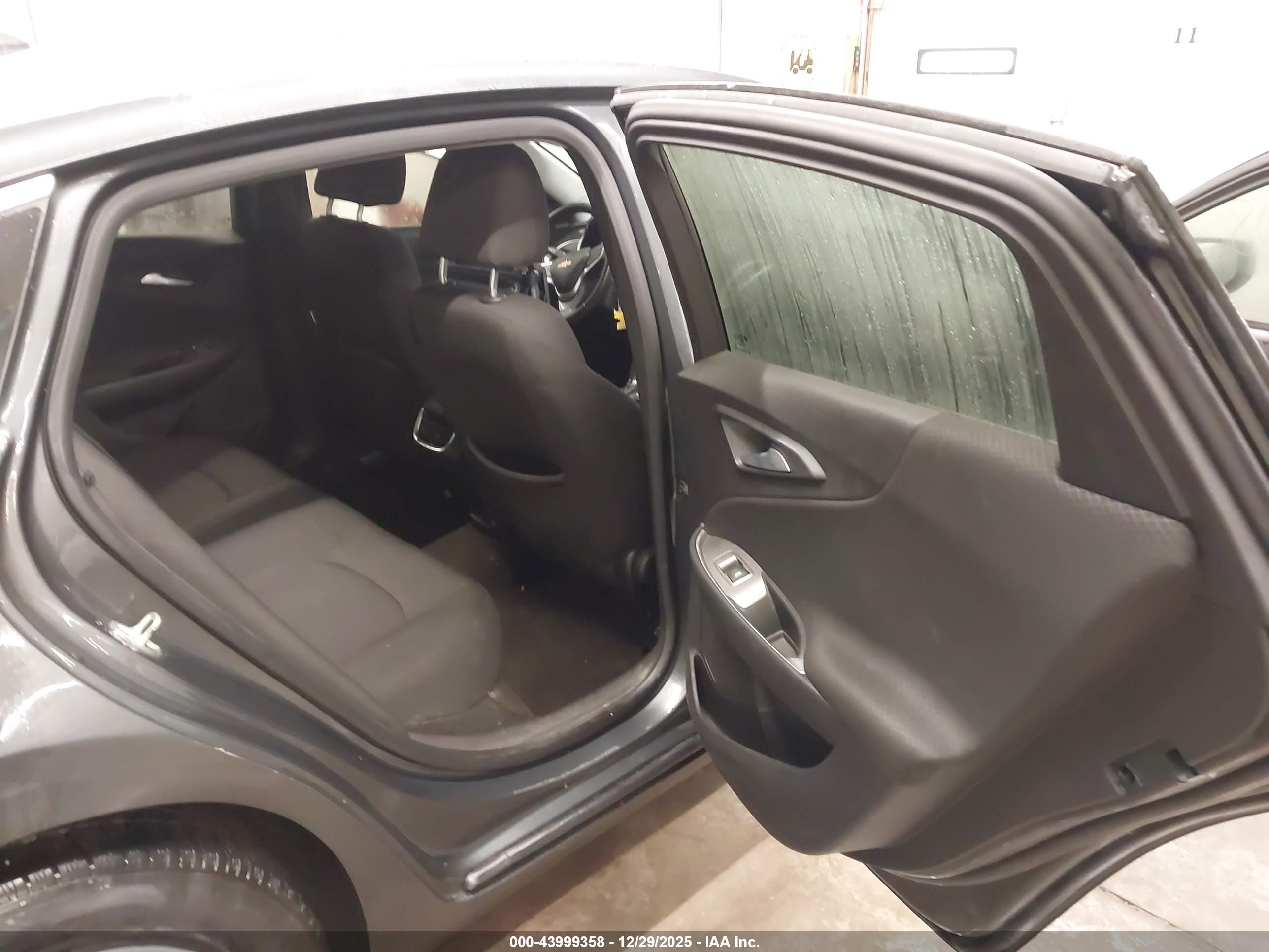CHEVROLET MALIBU image 8
