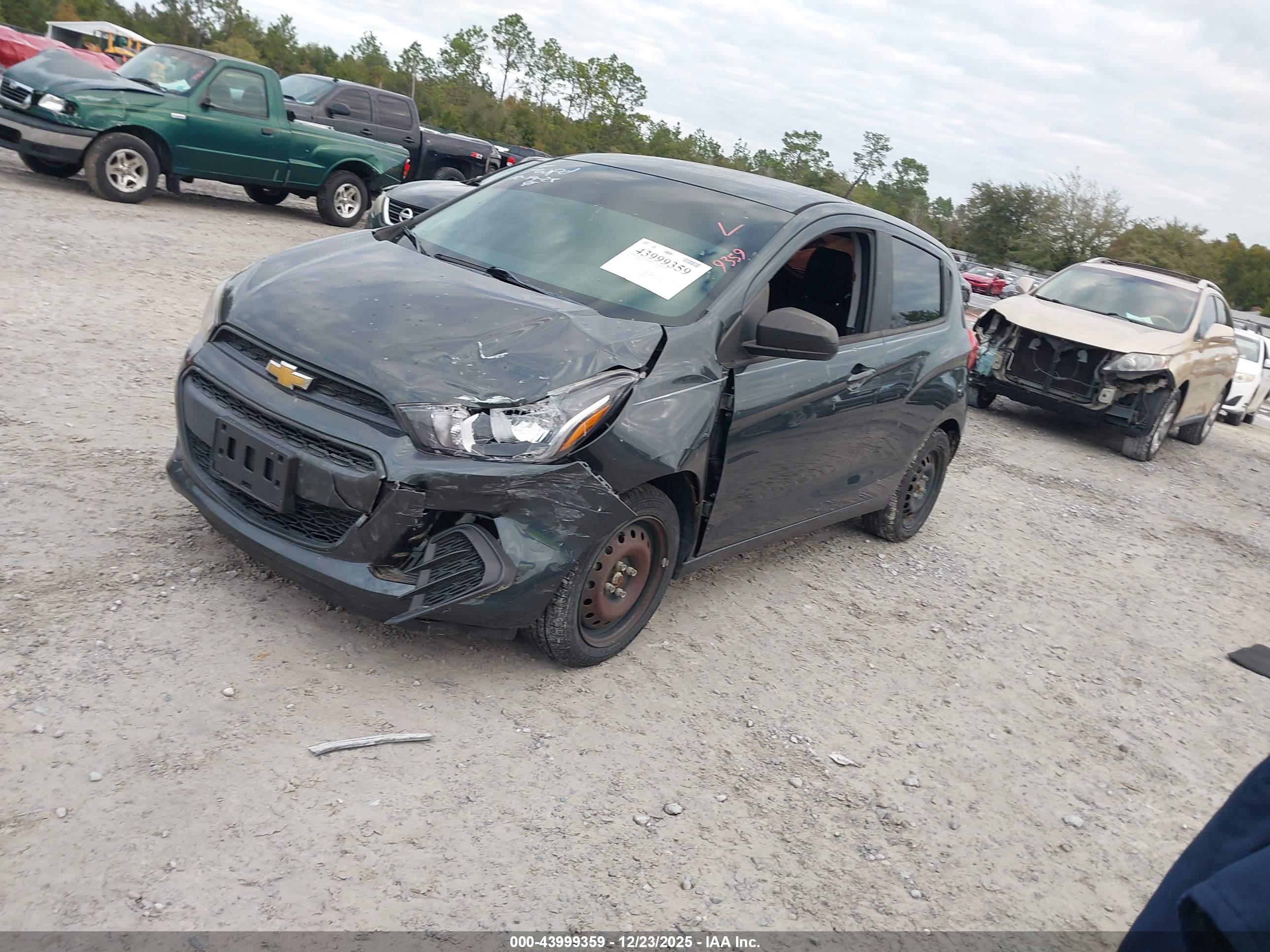 CHEVROLET SPARK image 2