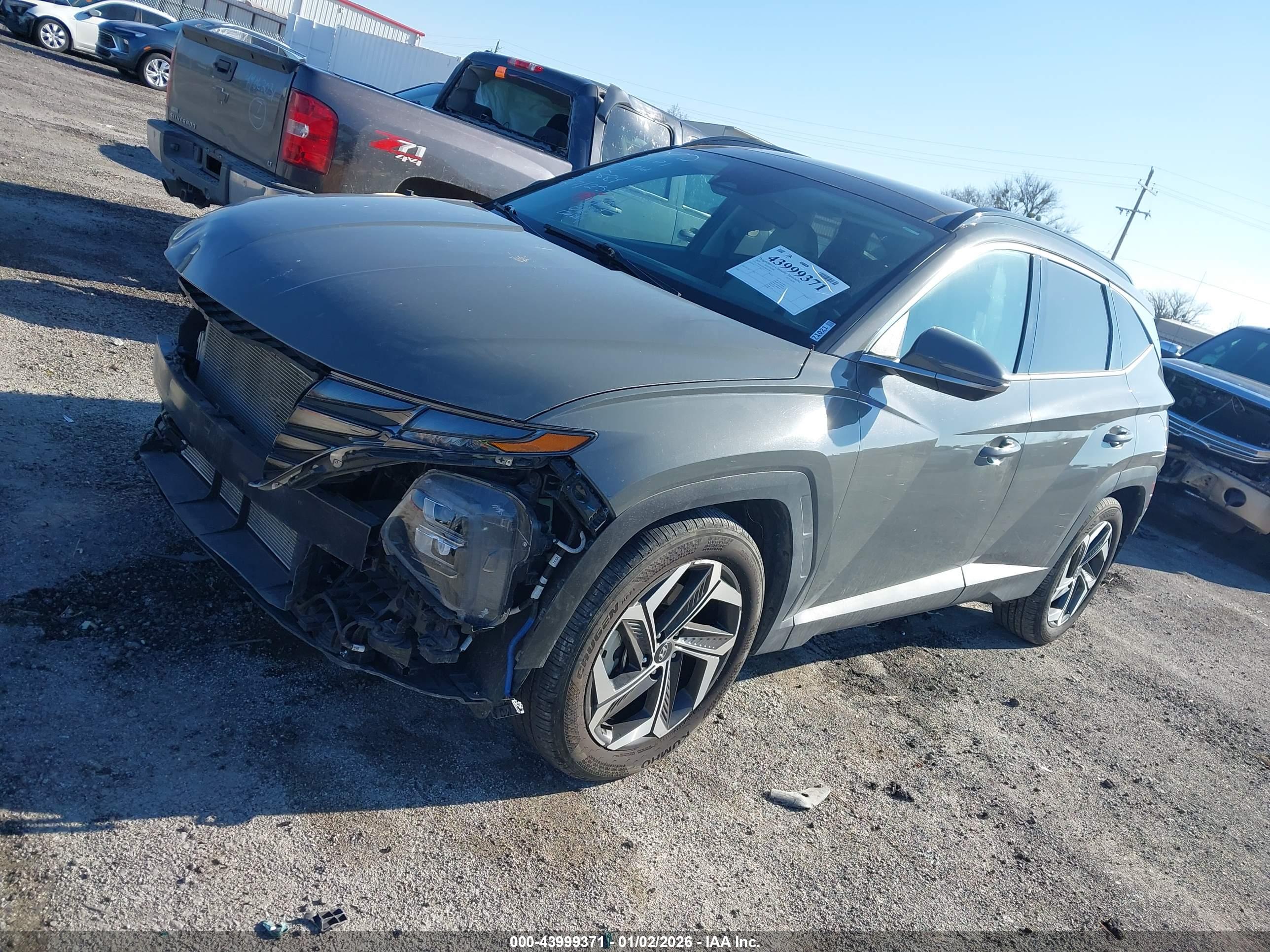 HYUNDAI TUCSON image 2