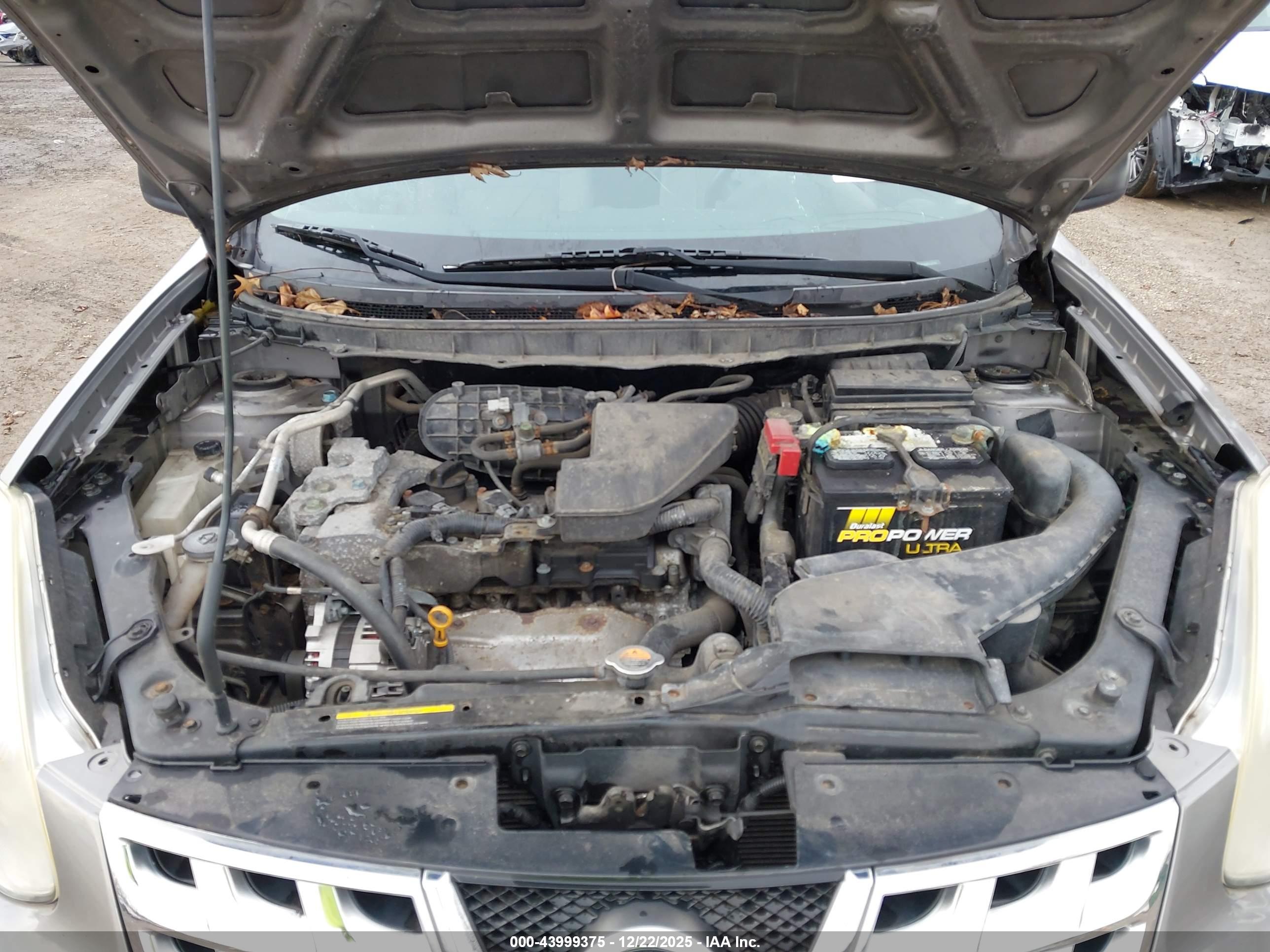 NISSAN ROGUE image 10