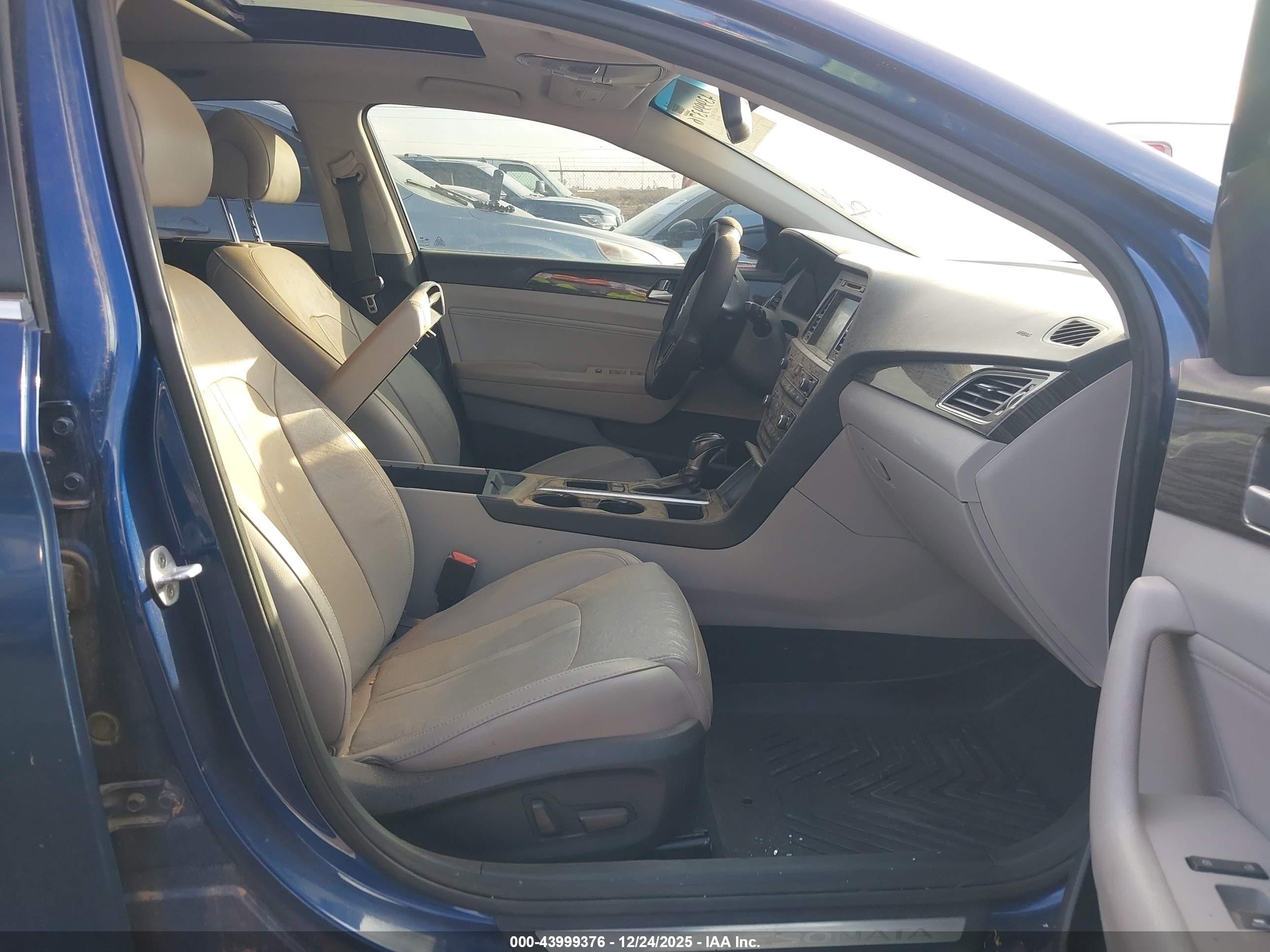 HYUNDAI SONATA image 5