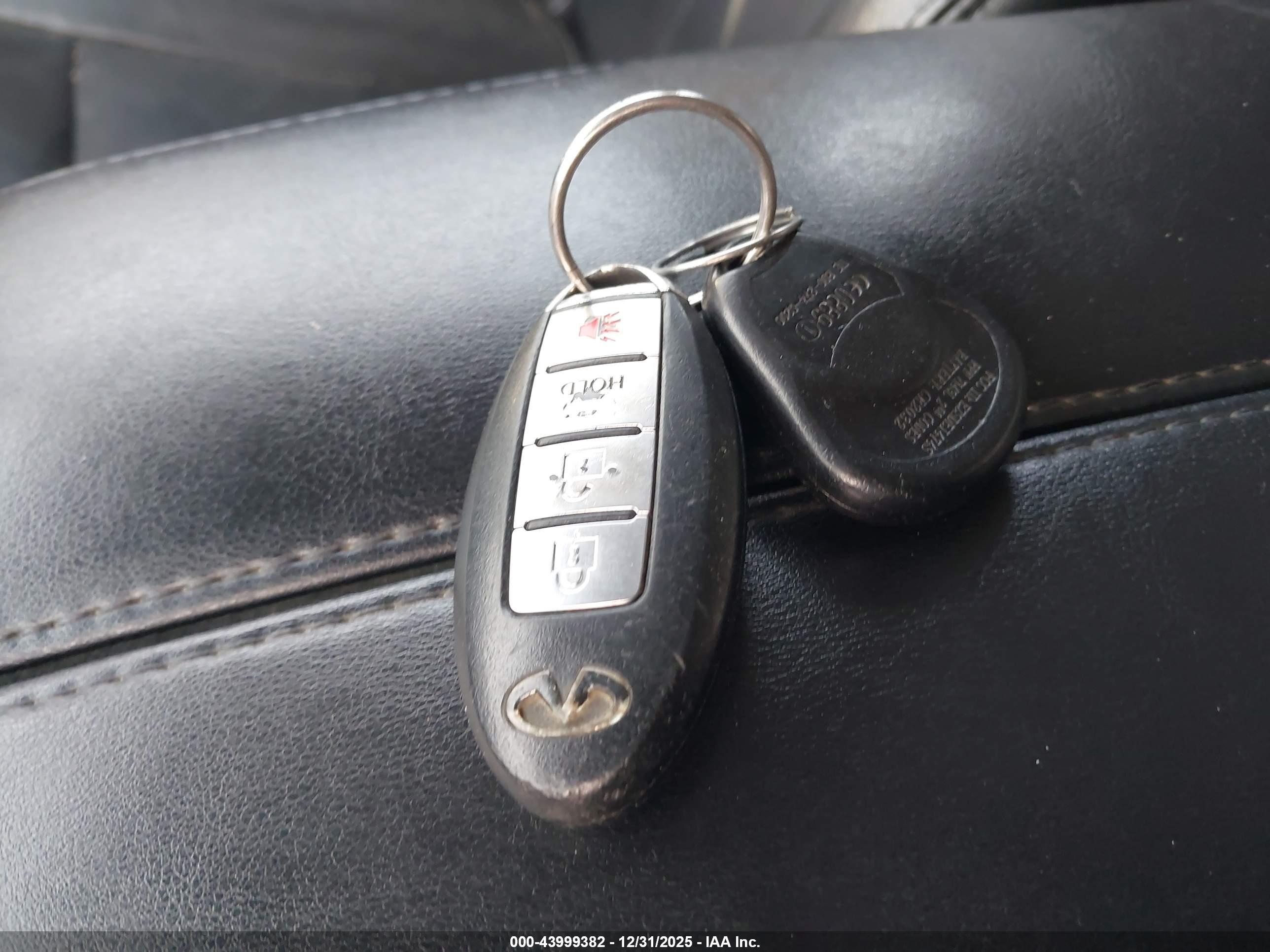 INFINITI M35X image 11