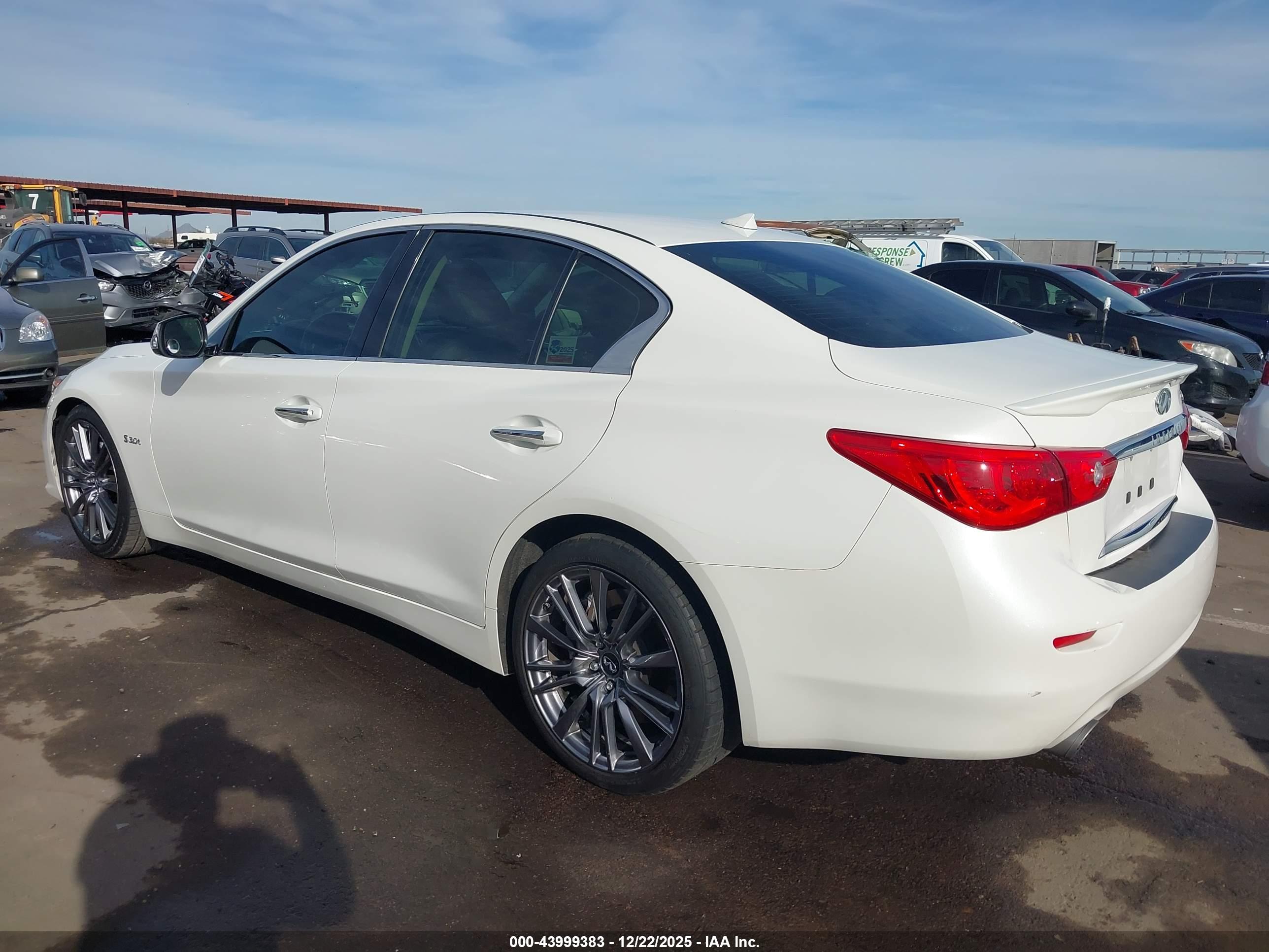 INFINITI Q50 image 3