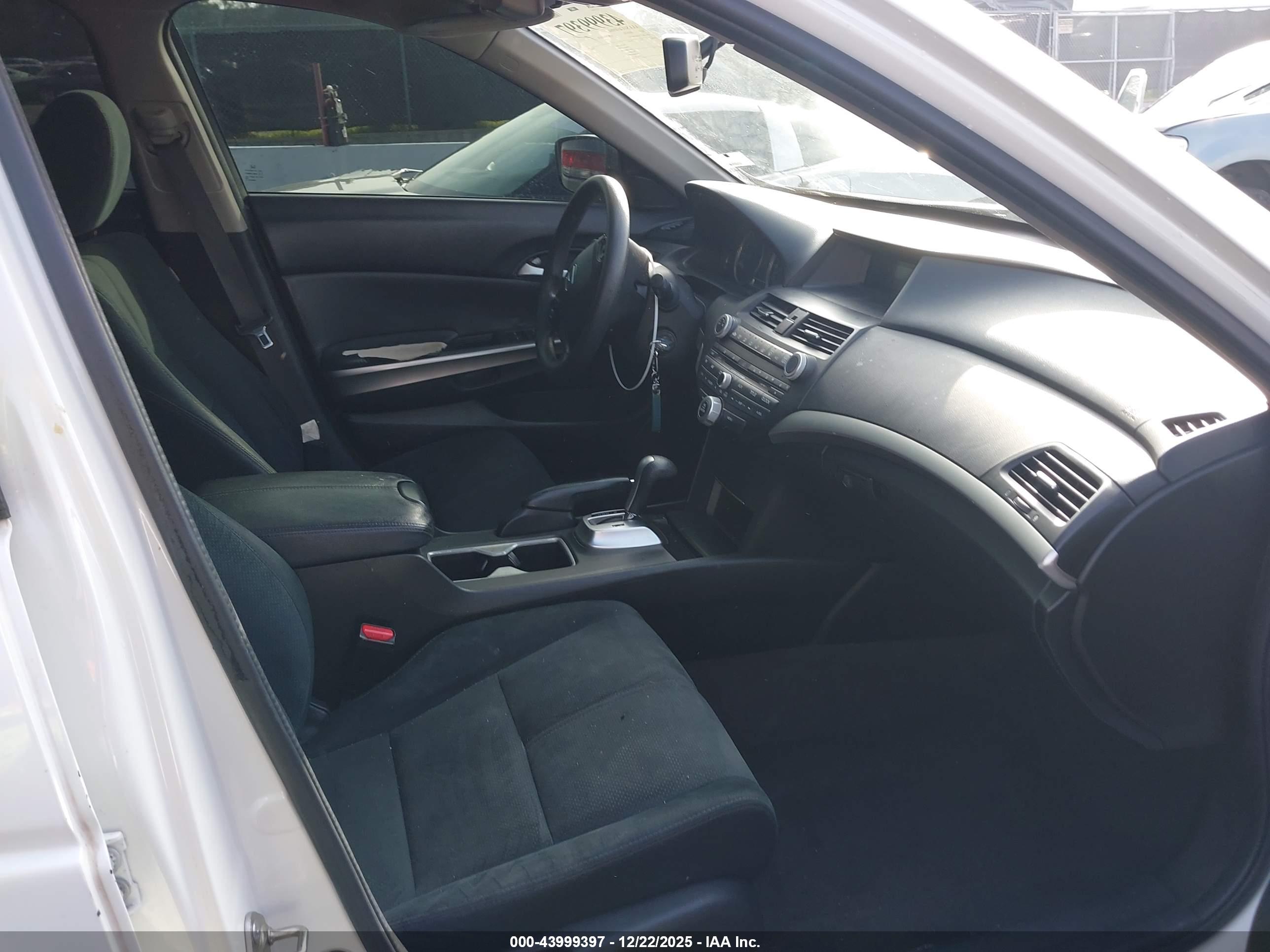 HONDA CROSSTOUR image 5