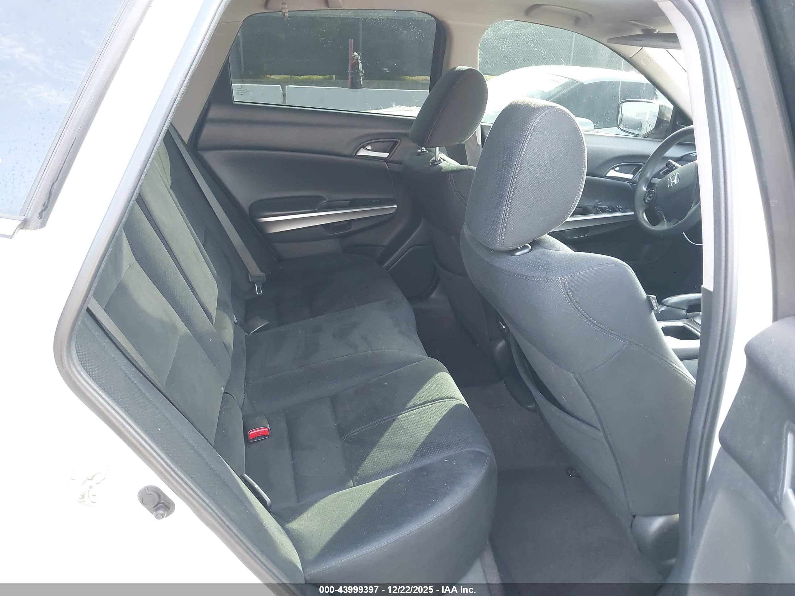 HONDA CROSSTOUR image 8