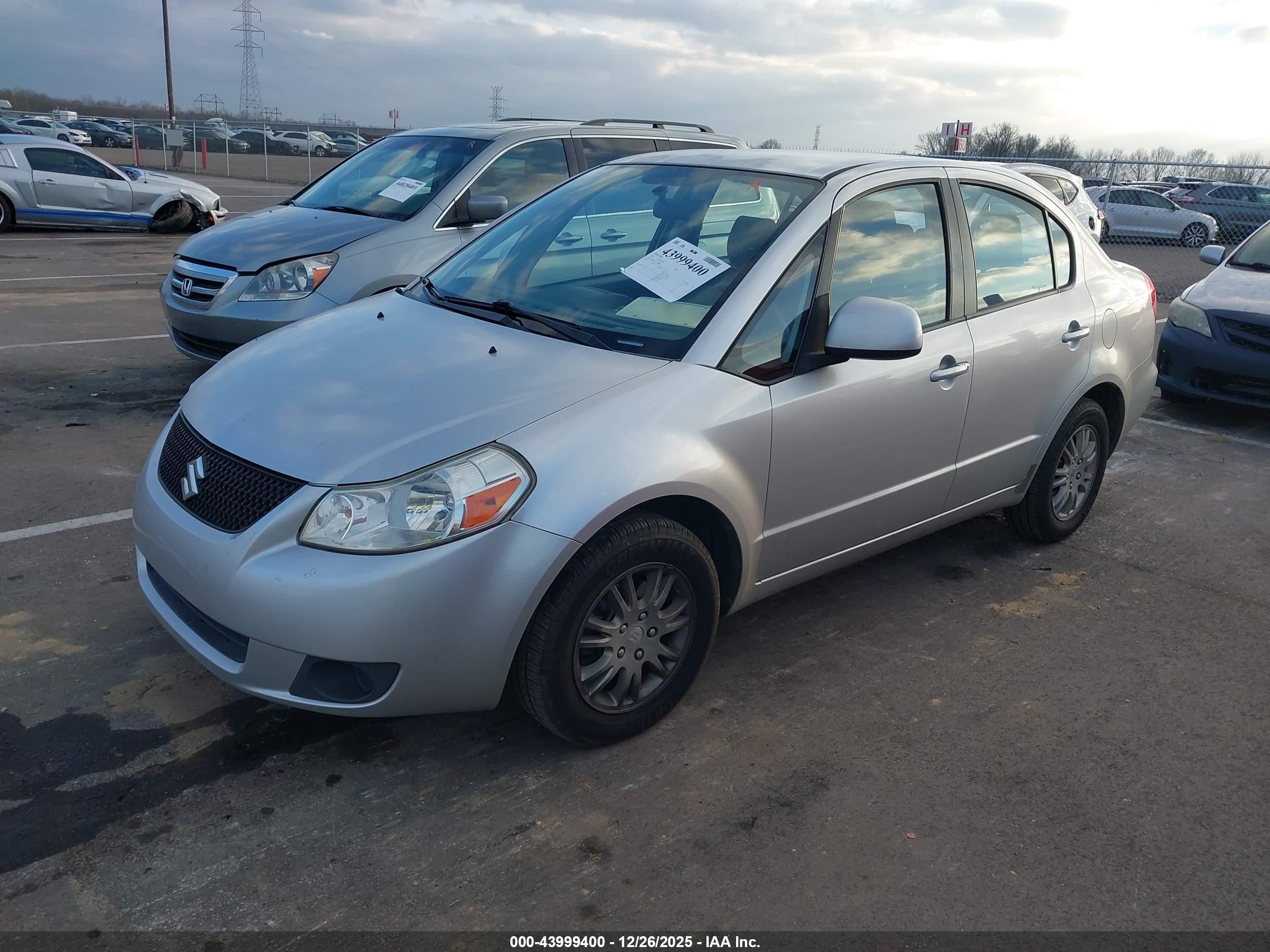SUZUKI SX4 image 2
