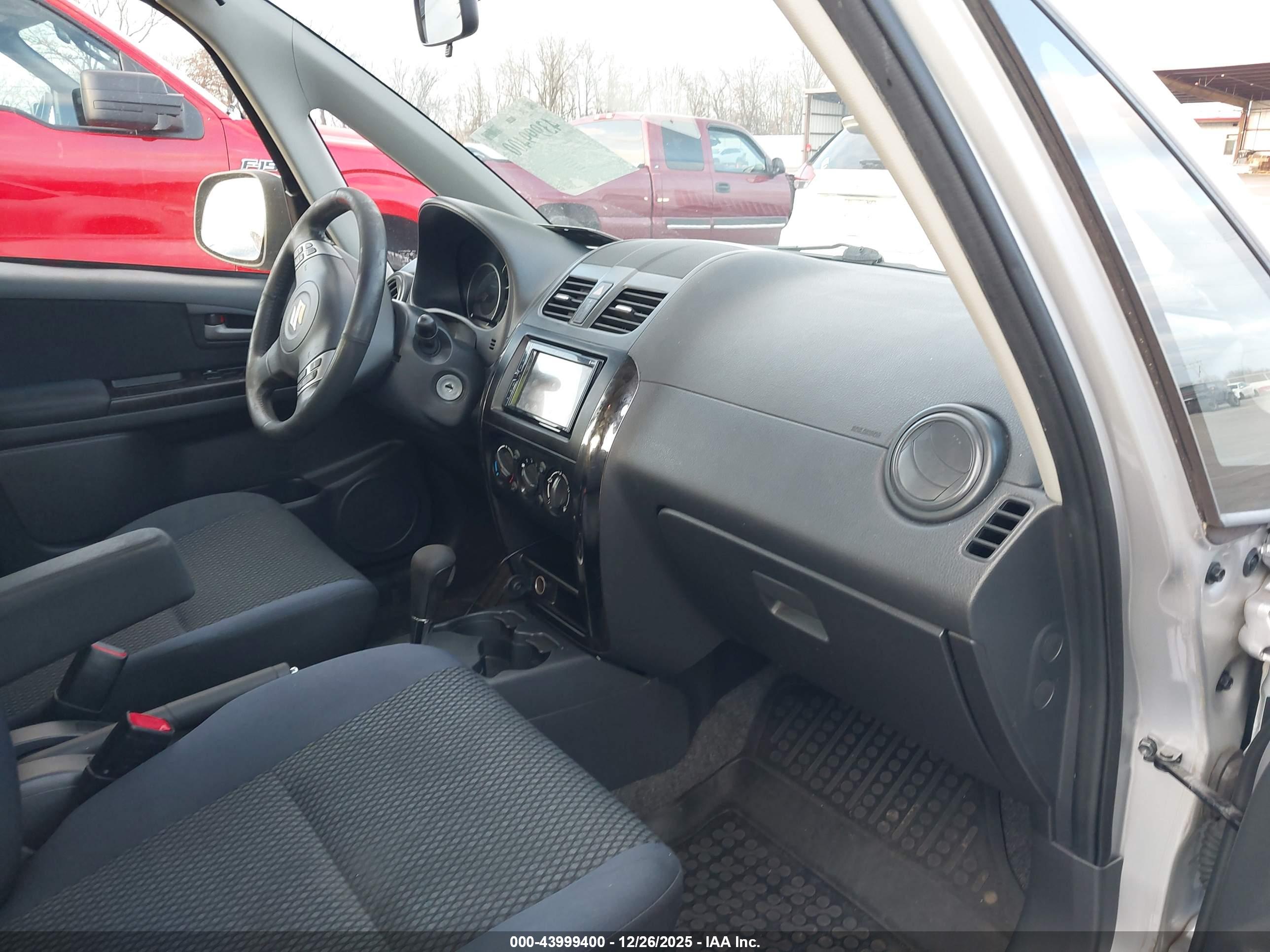 SUZUKI SX4 image 5