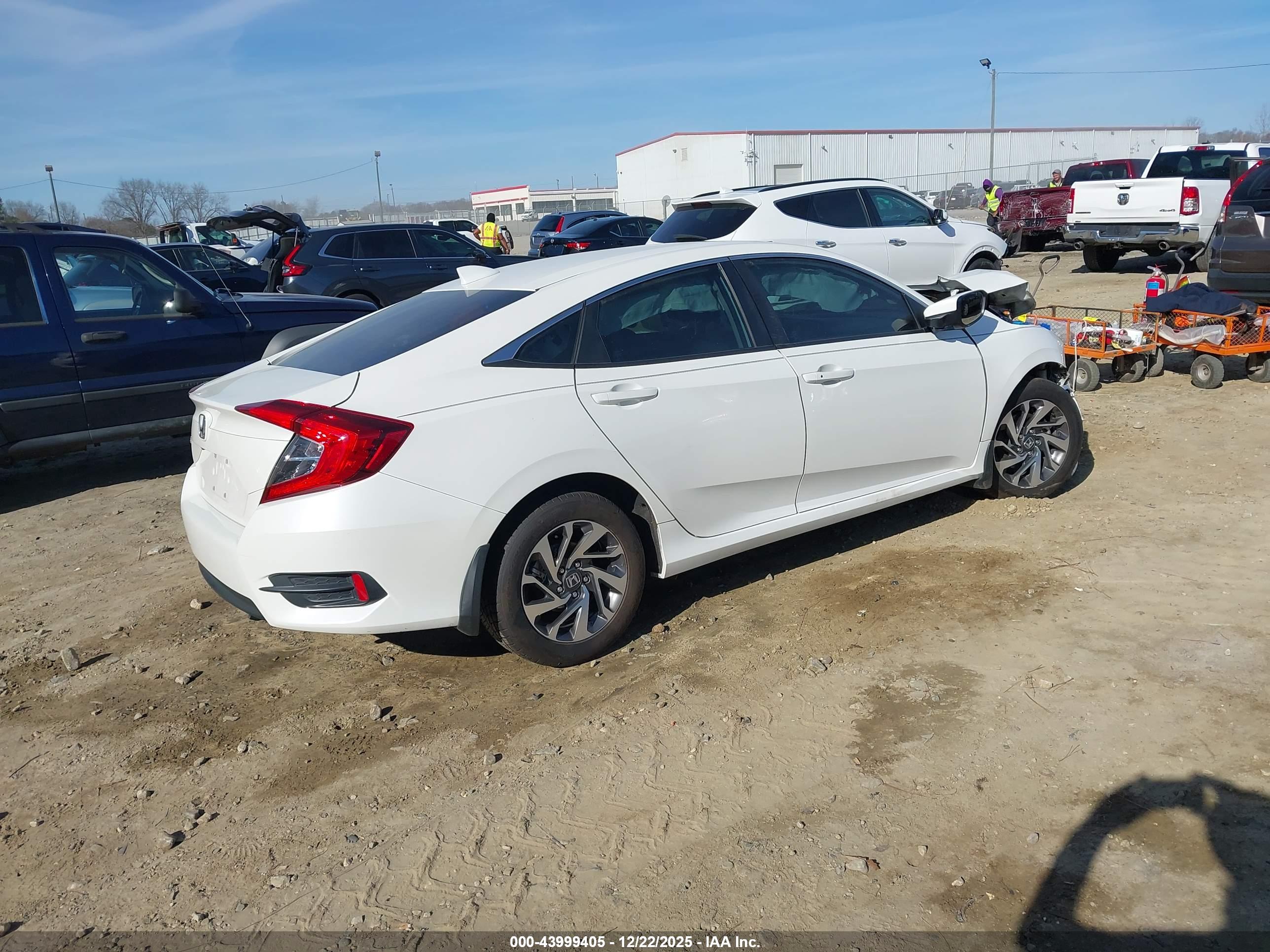 HONDA CIVIC image 4