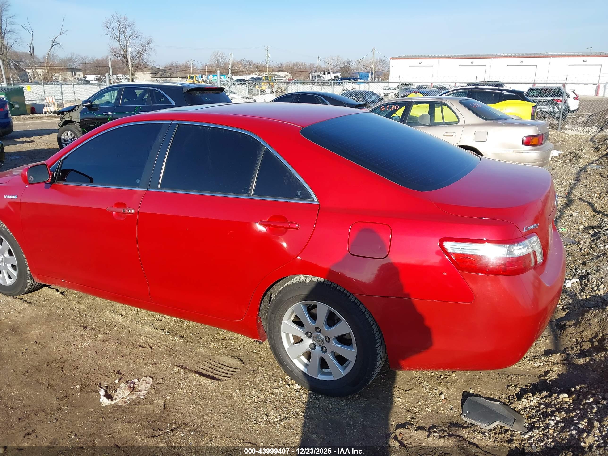 TOYOTA CAMRY image 3