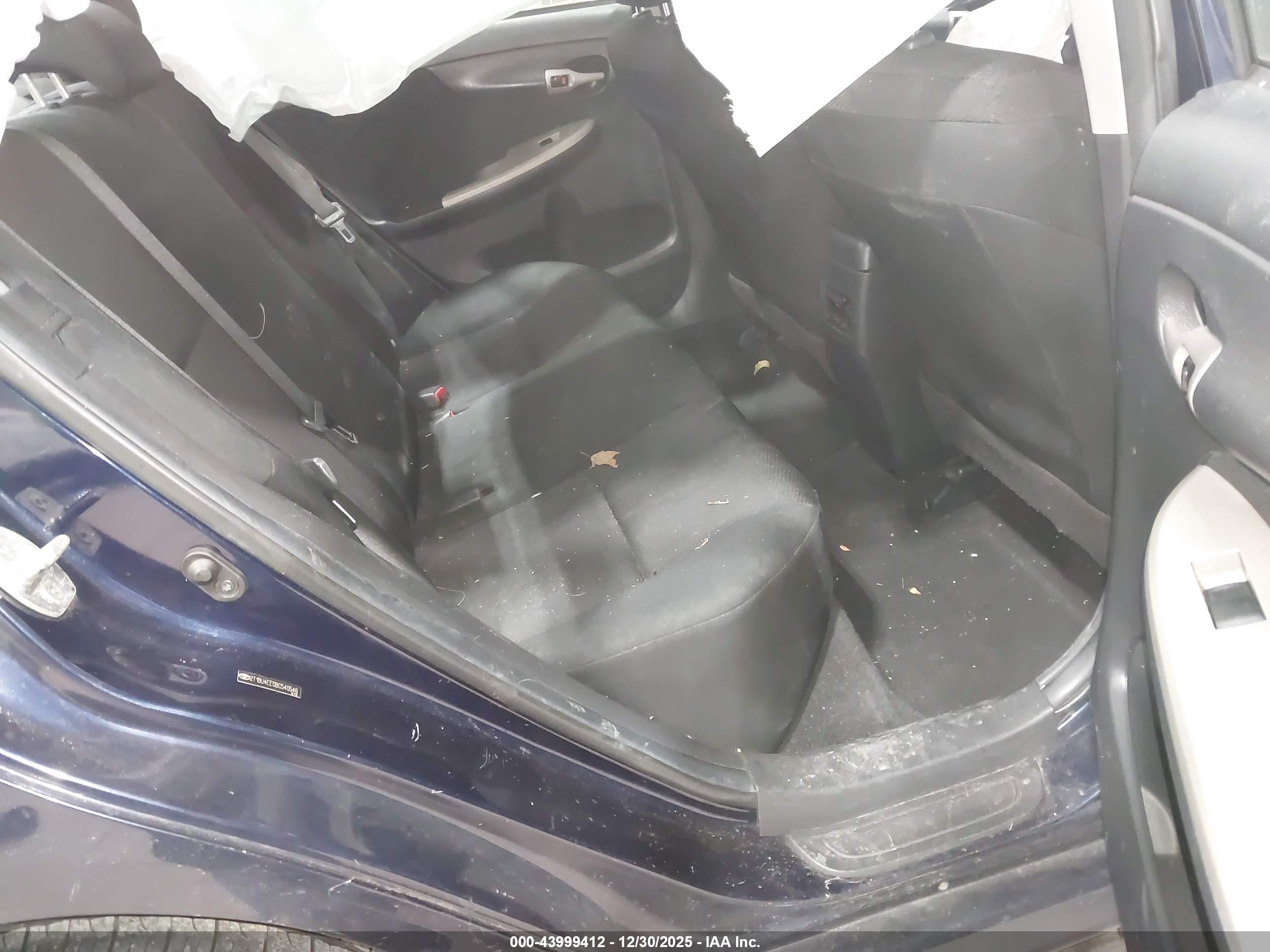 TOYOTA COROLLA image 8