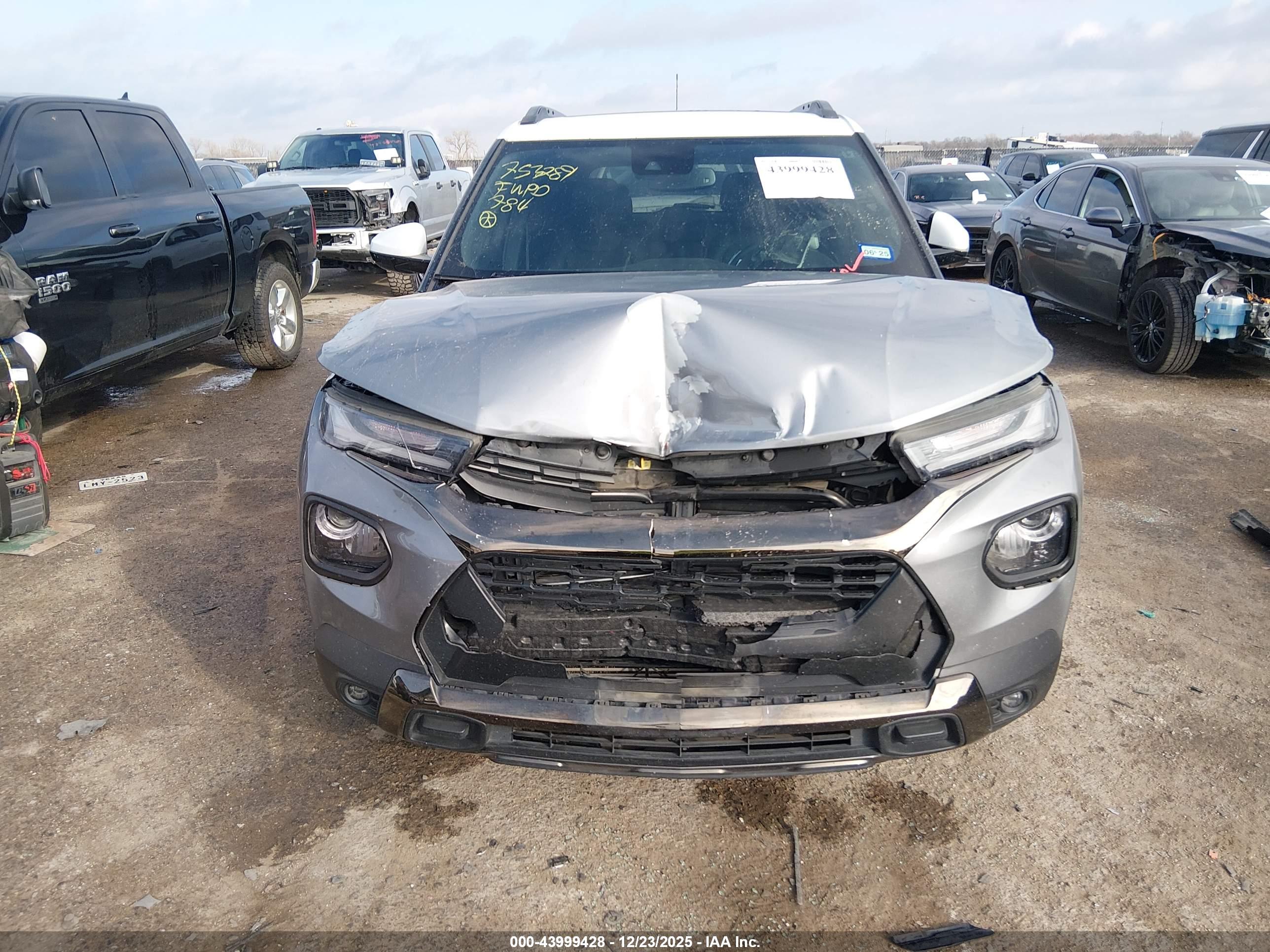 CHEVROLET TRAILBLAZER image 6
