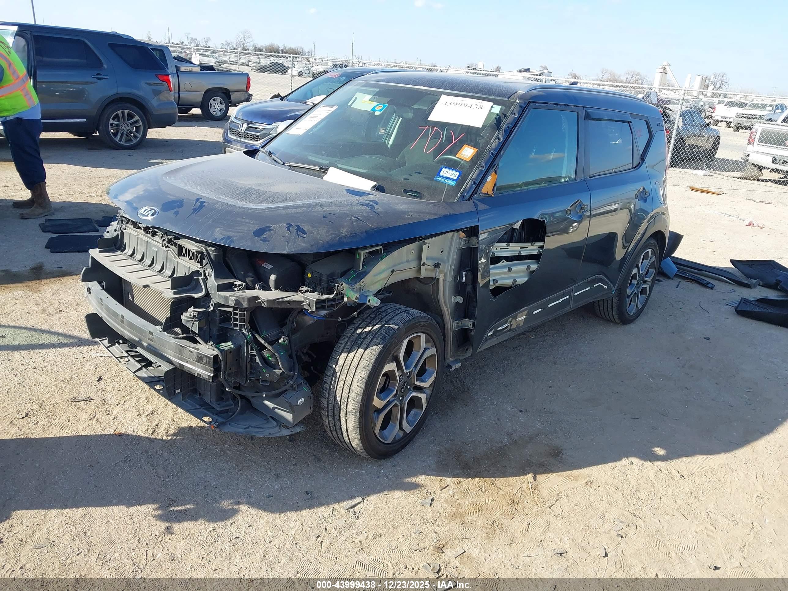 KIA SOUL image 2