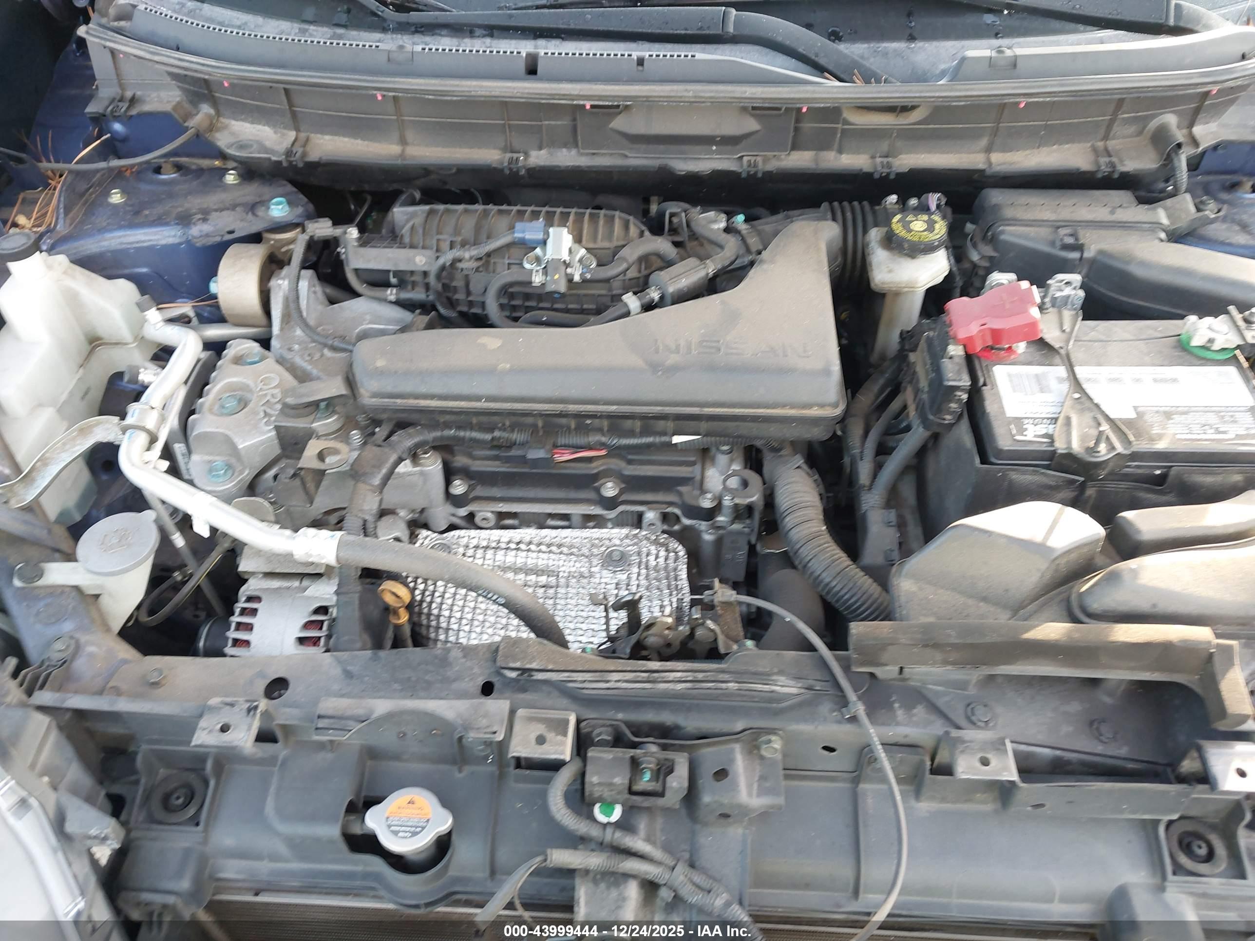 NISSAN ROGUE image 10