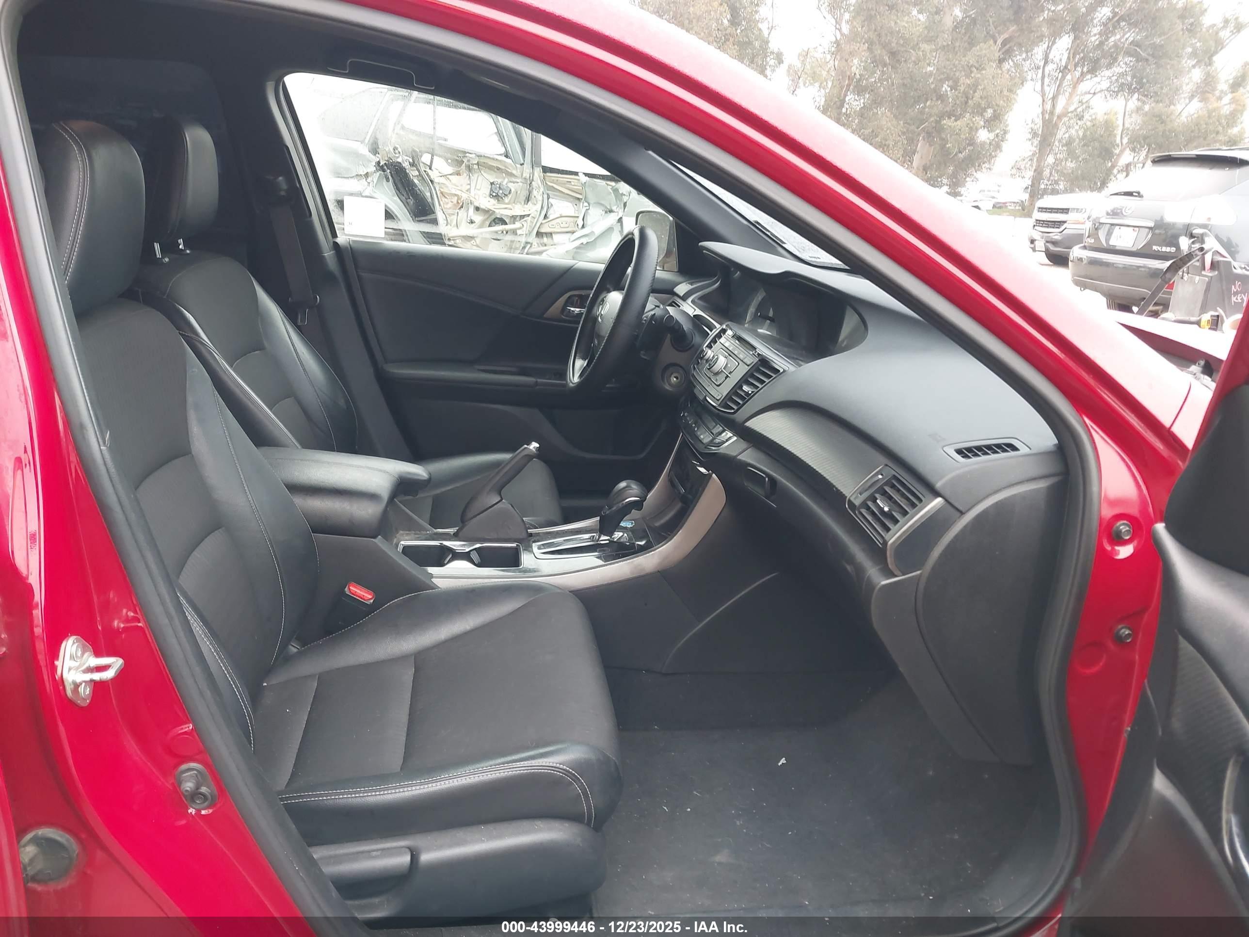HONDA ACCORD image 5