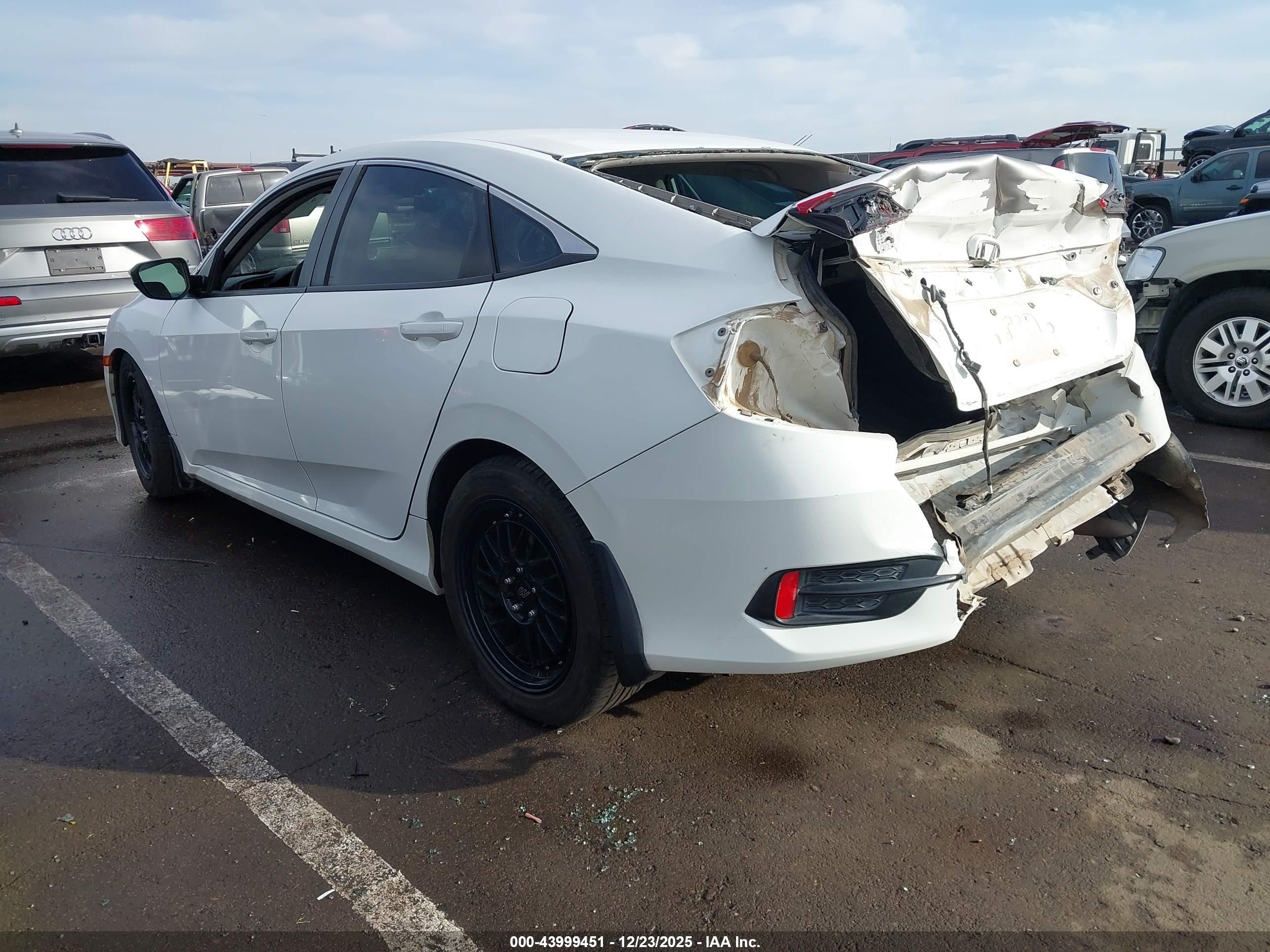 HONDA CIVIC image 3