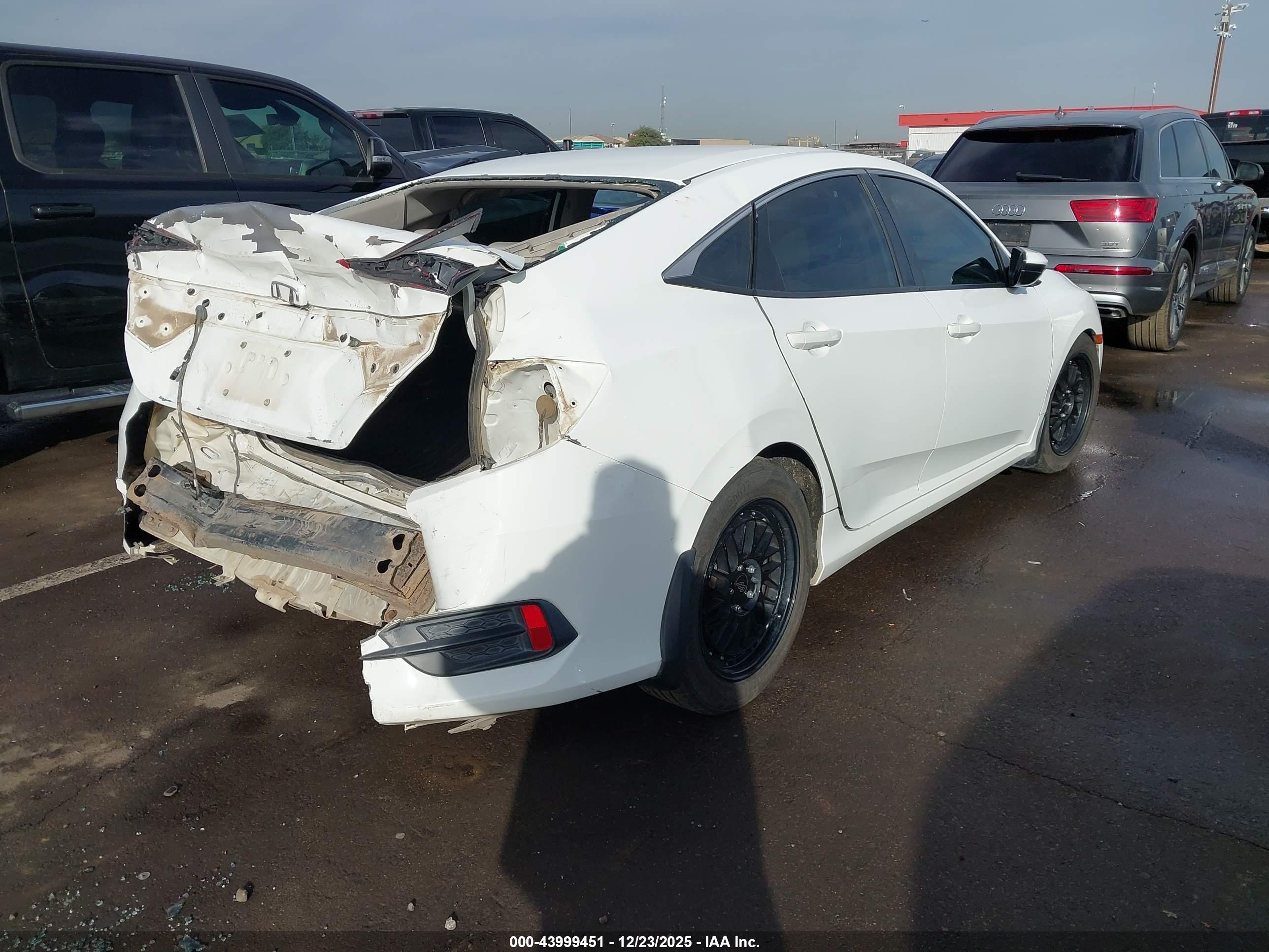 HONDA CIVIC image 4