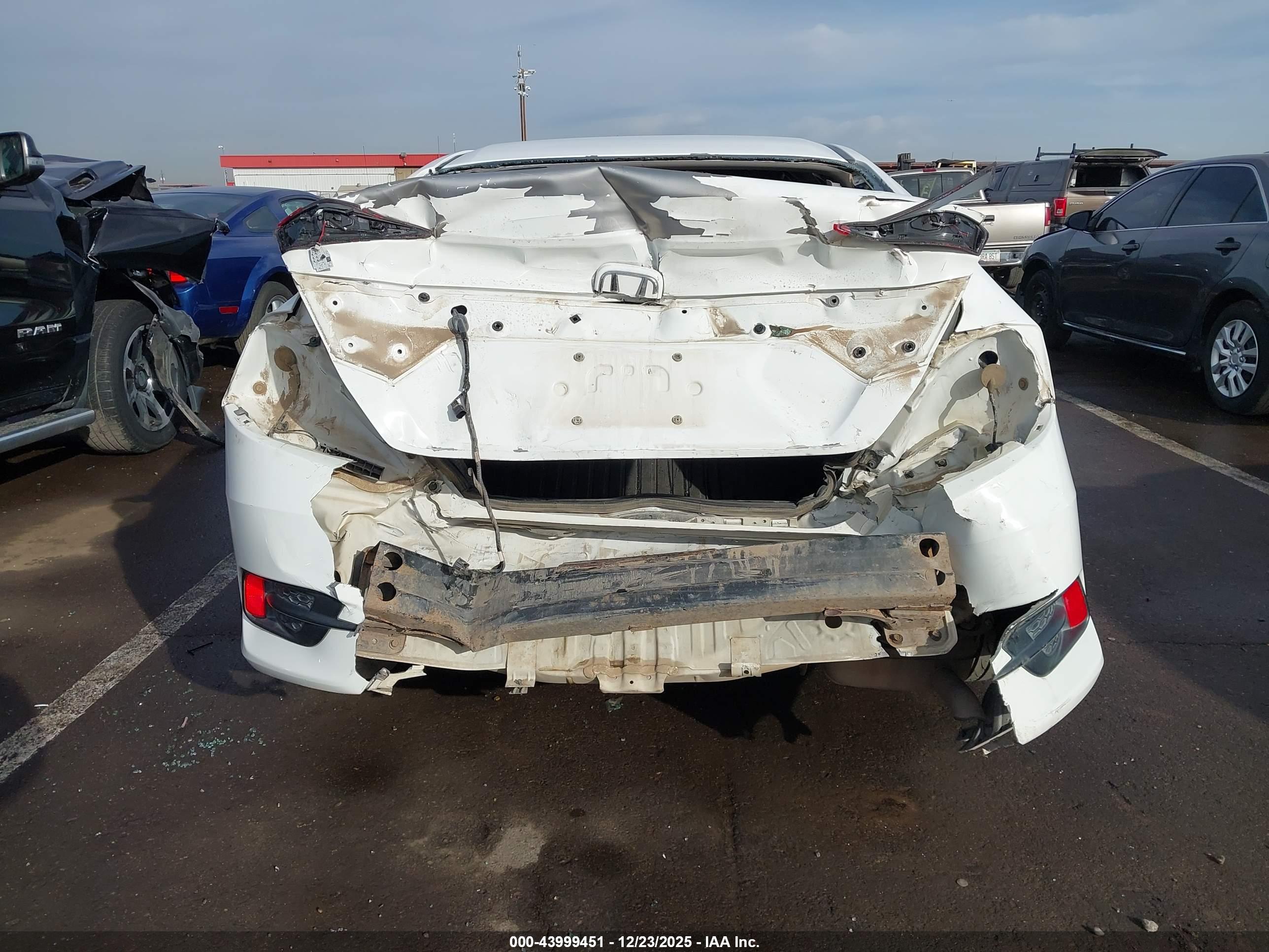HONDA CIVIC image 6