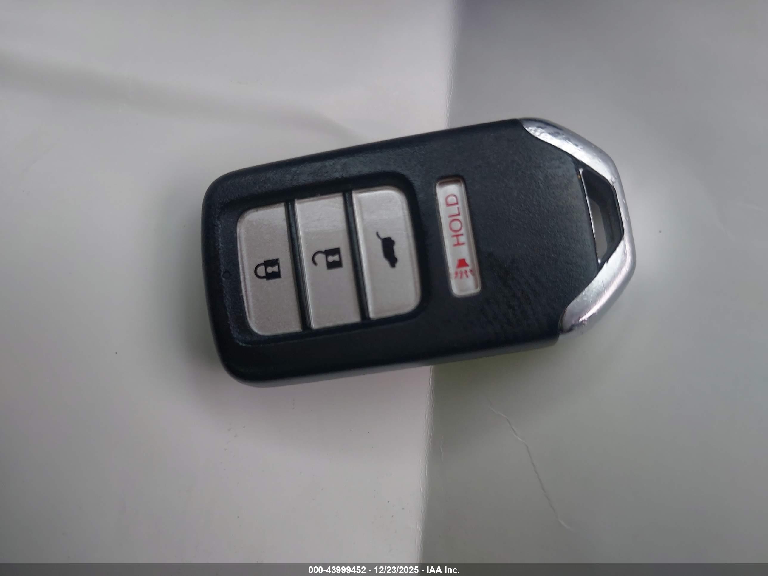 HONDA CR-V image 11