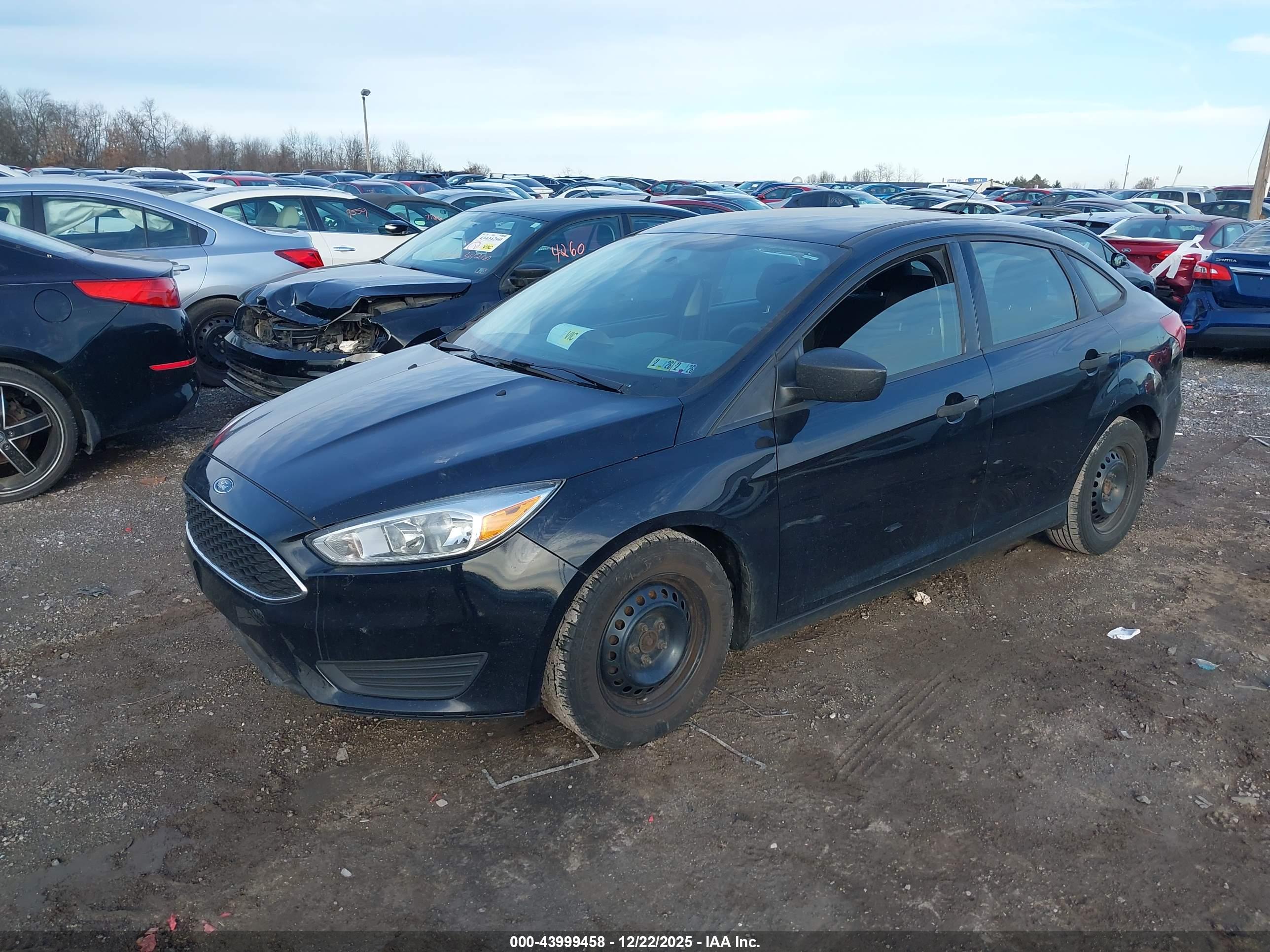 FORD FOCUS image 2