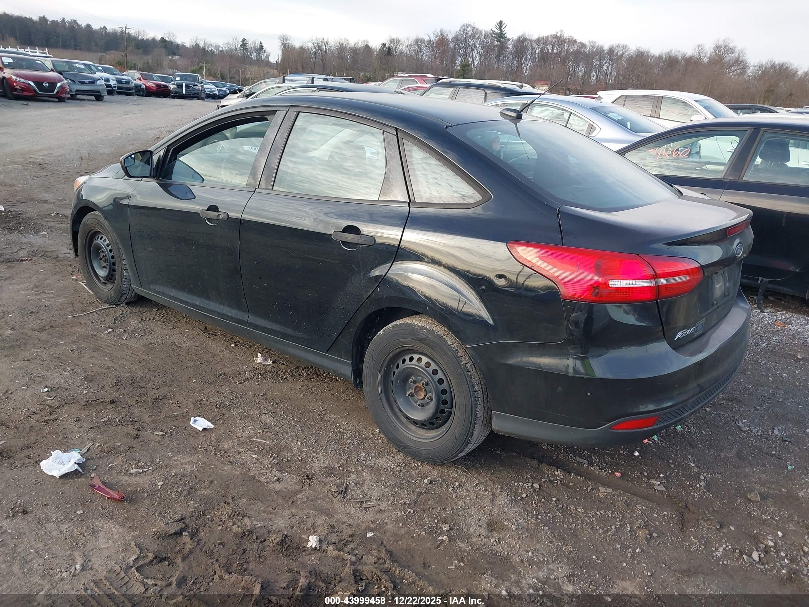 FORD FOCUS image 3