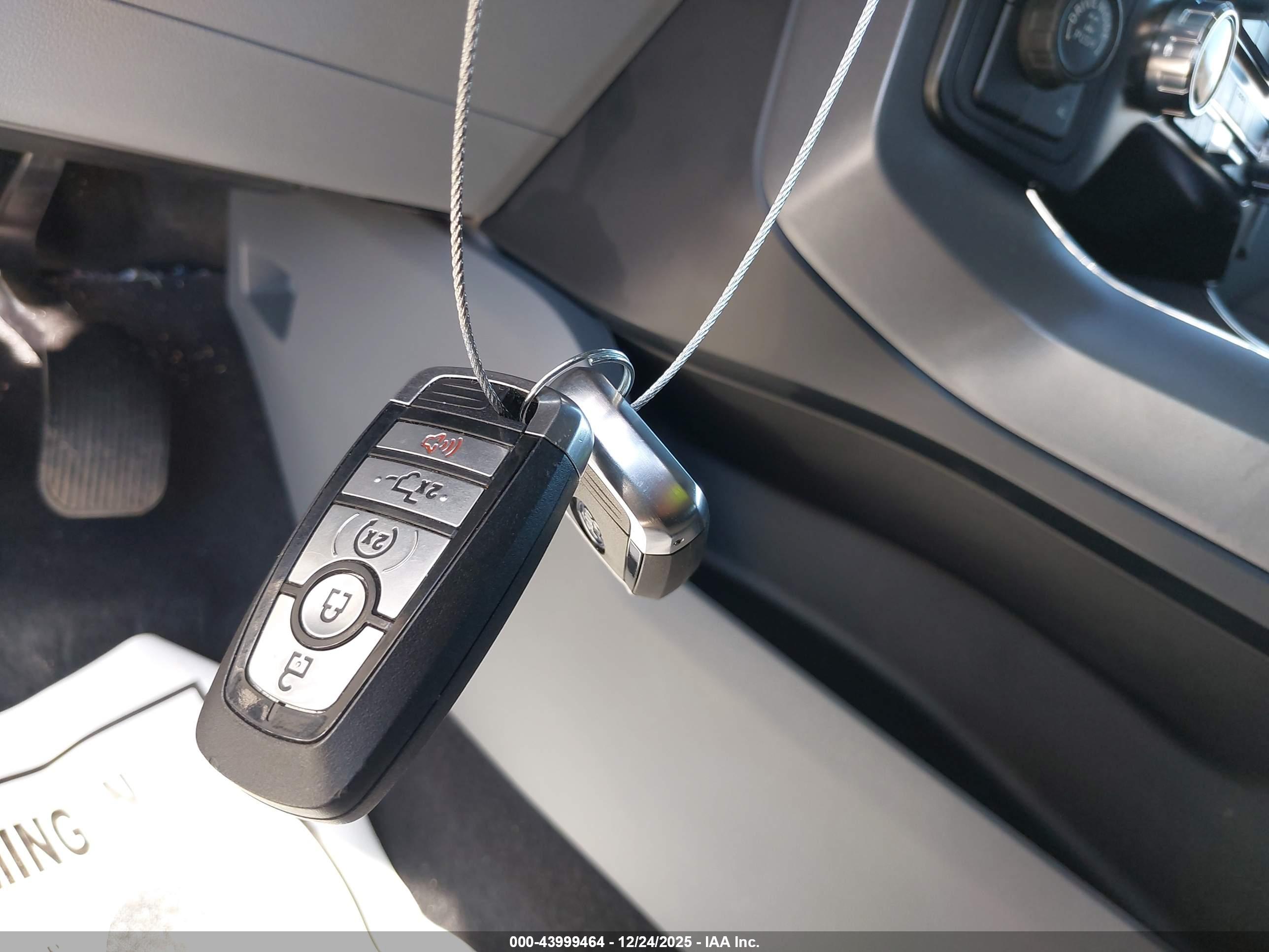 FORD F-150 image 11