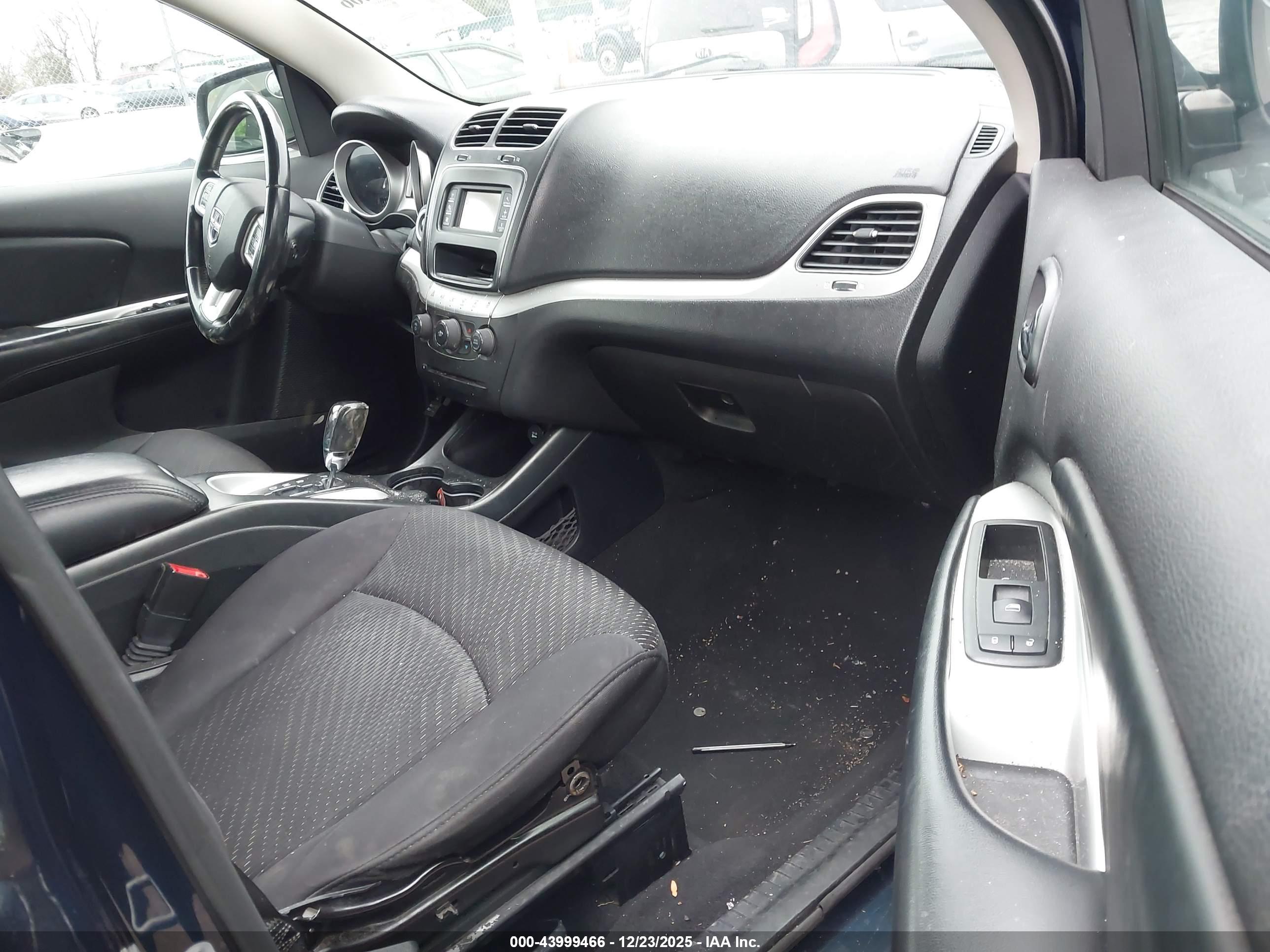 DODGE JOURNEY image 5