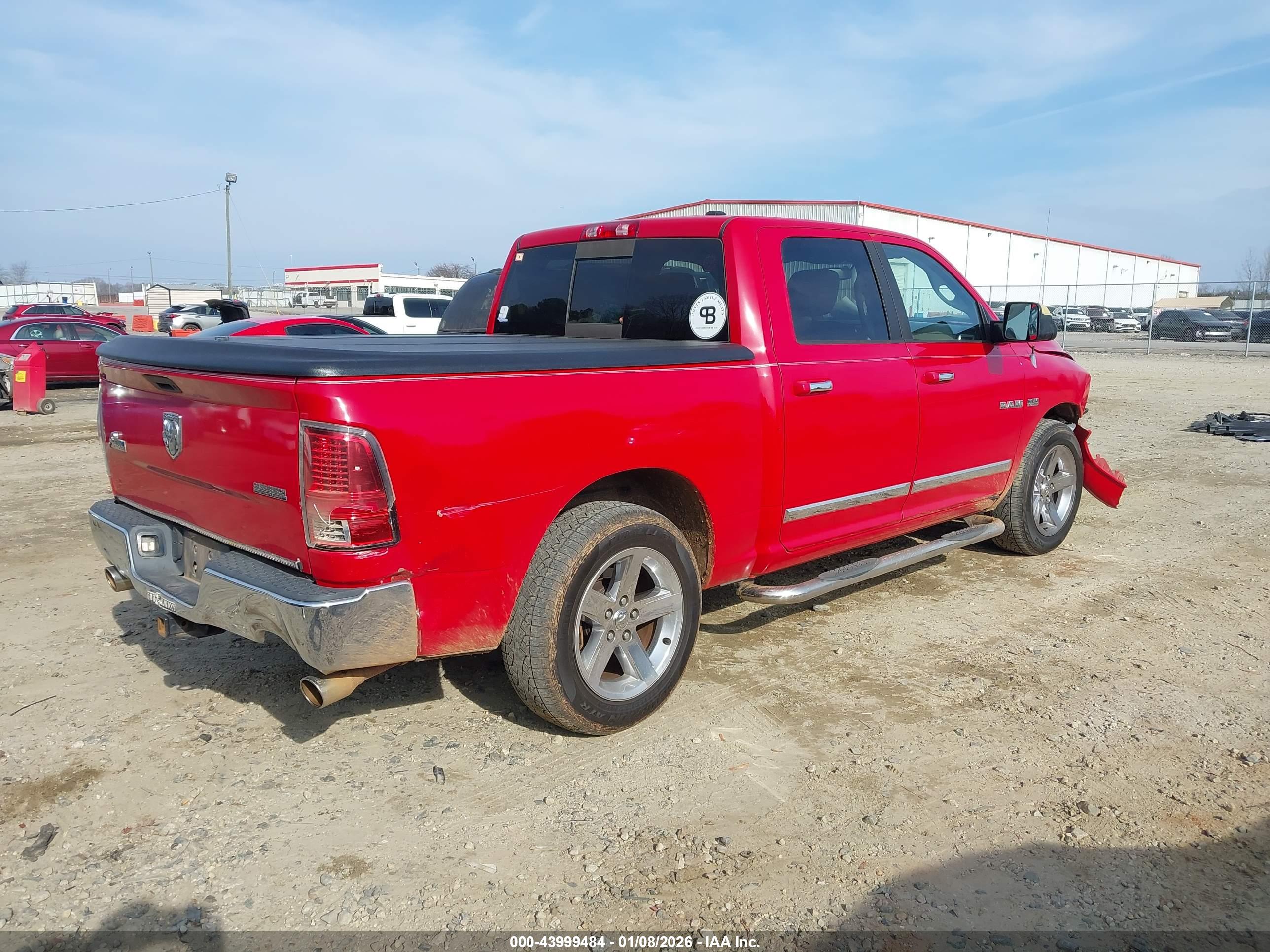 DODGE RAM image 4