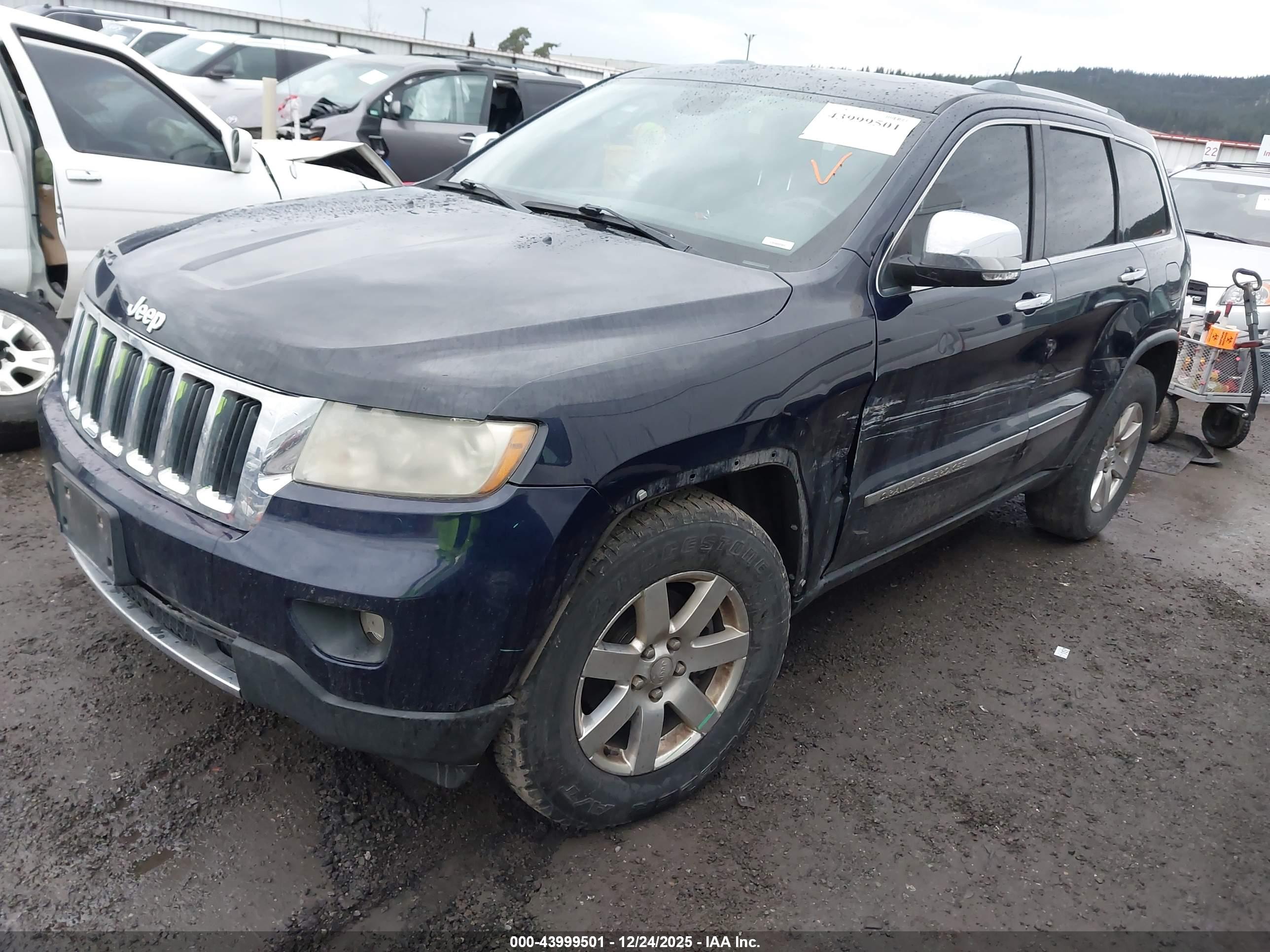 JEEP GRAND image 2