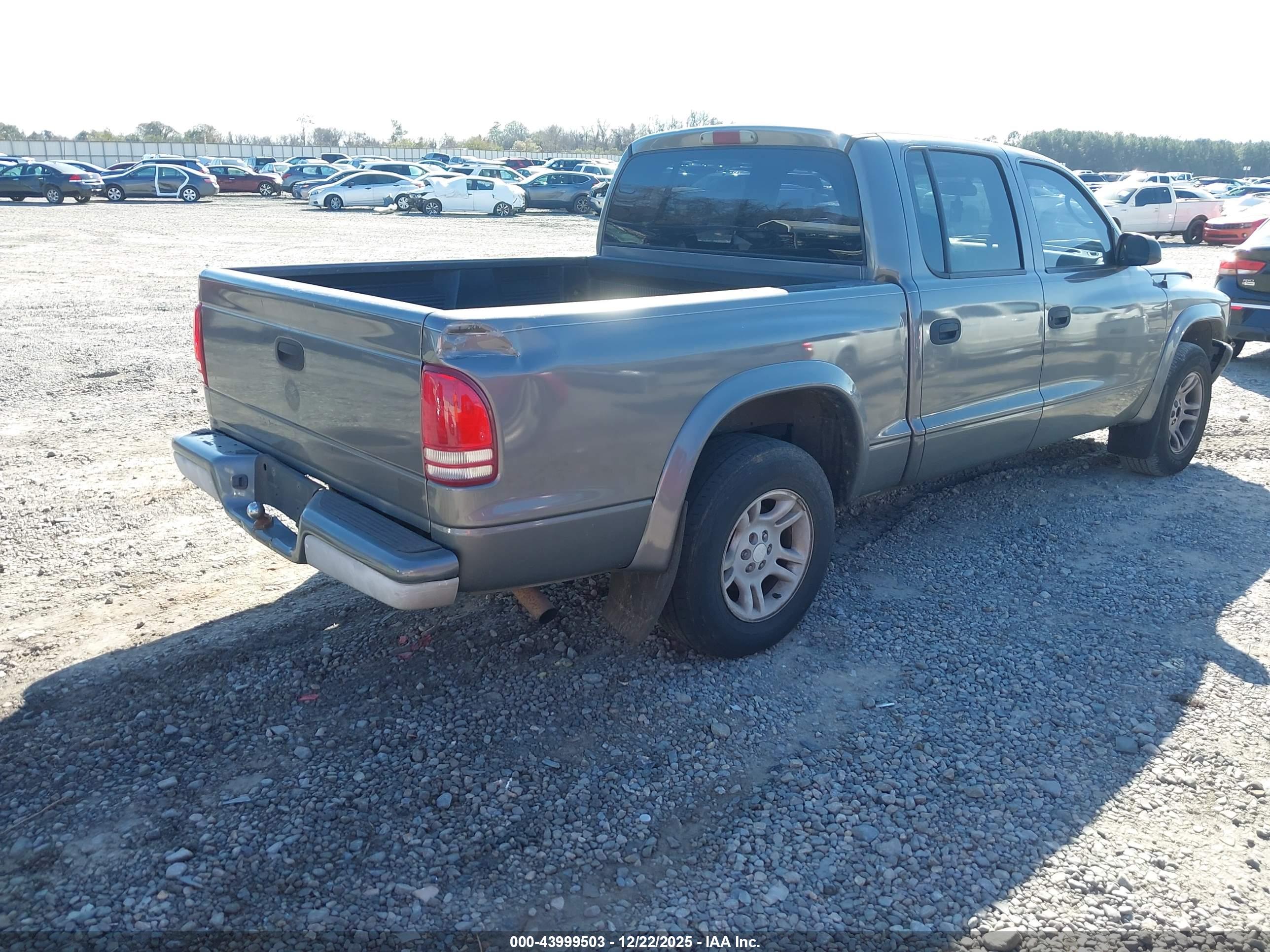 DODGE DAKOTA image 4