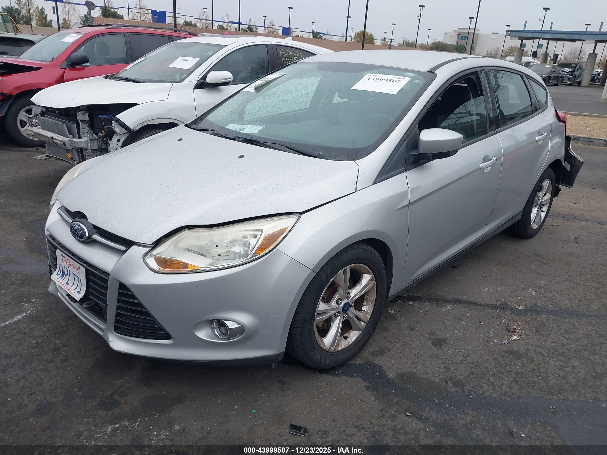 FORD FOCUS image 2