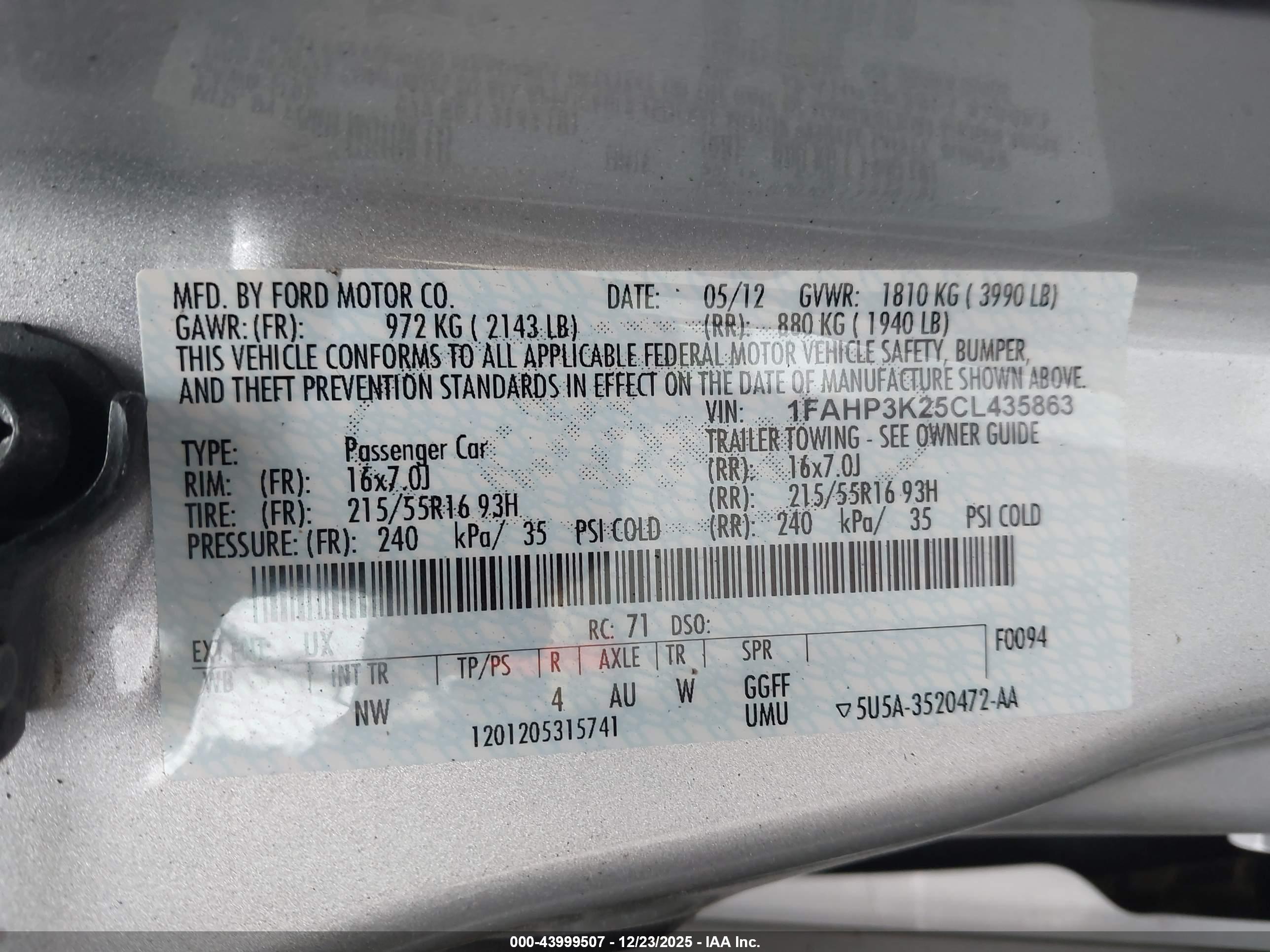 FORD FOCUS image 9