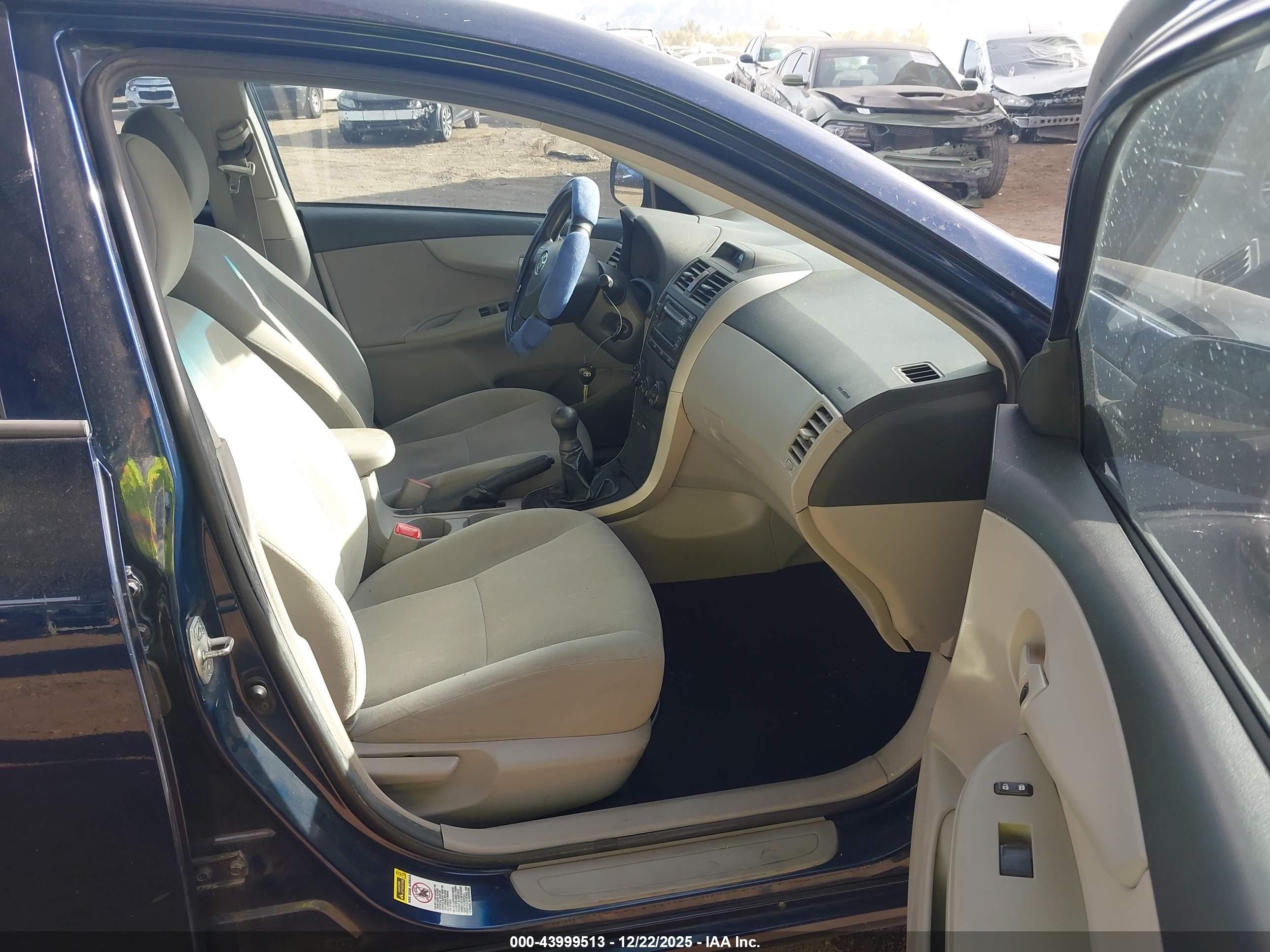 TOYOTA COROLLA image 5