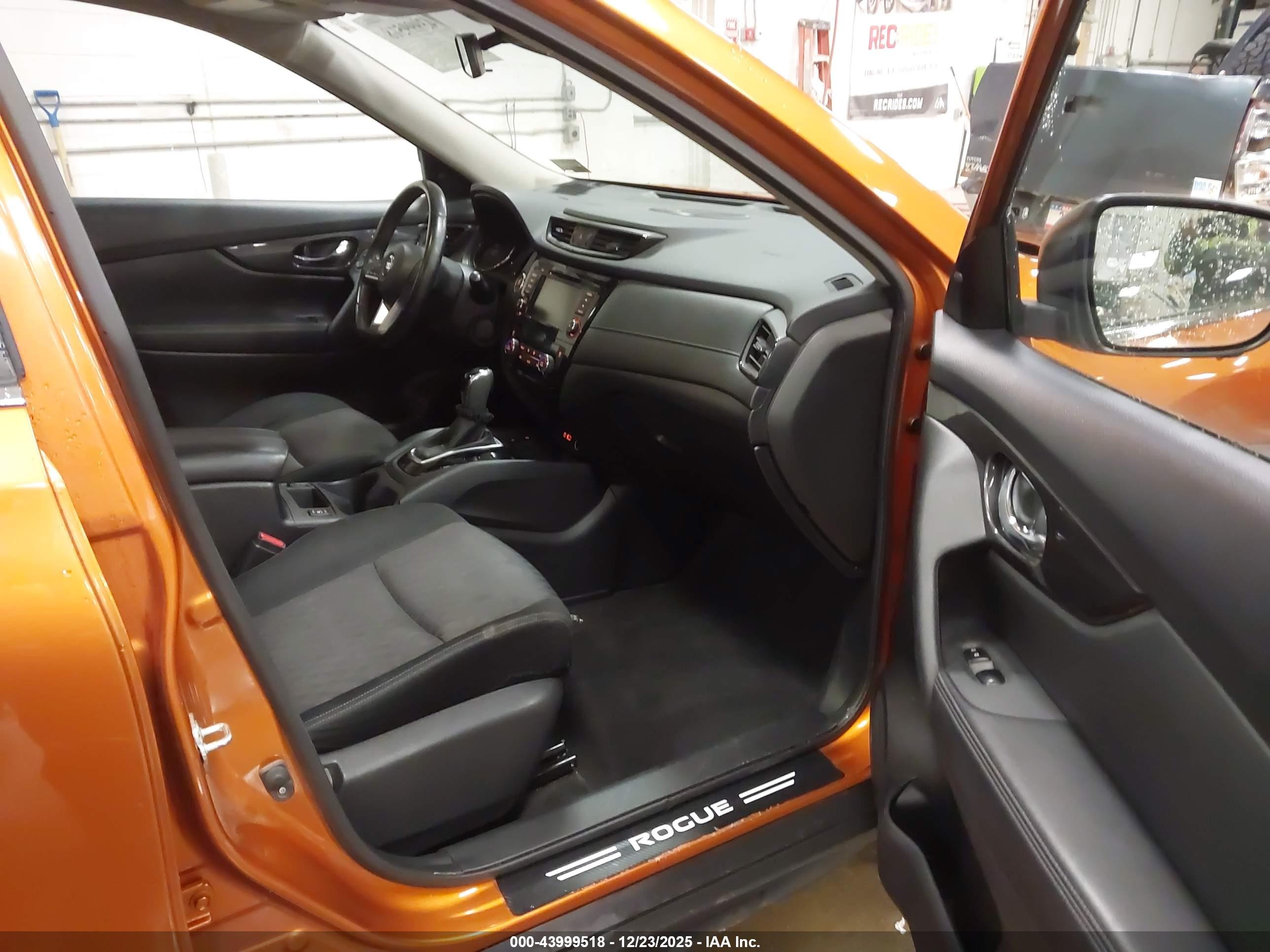 NISSAN ROGUE image 5
