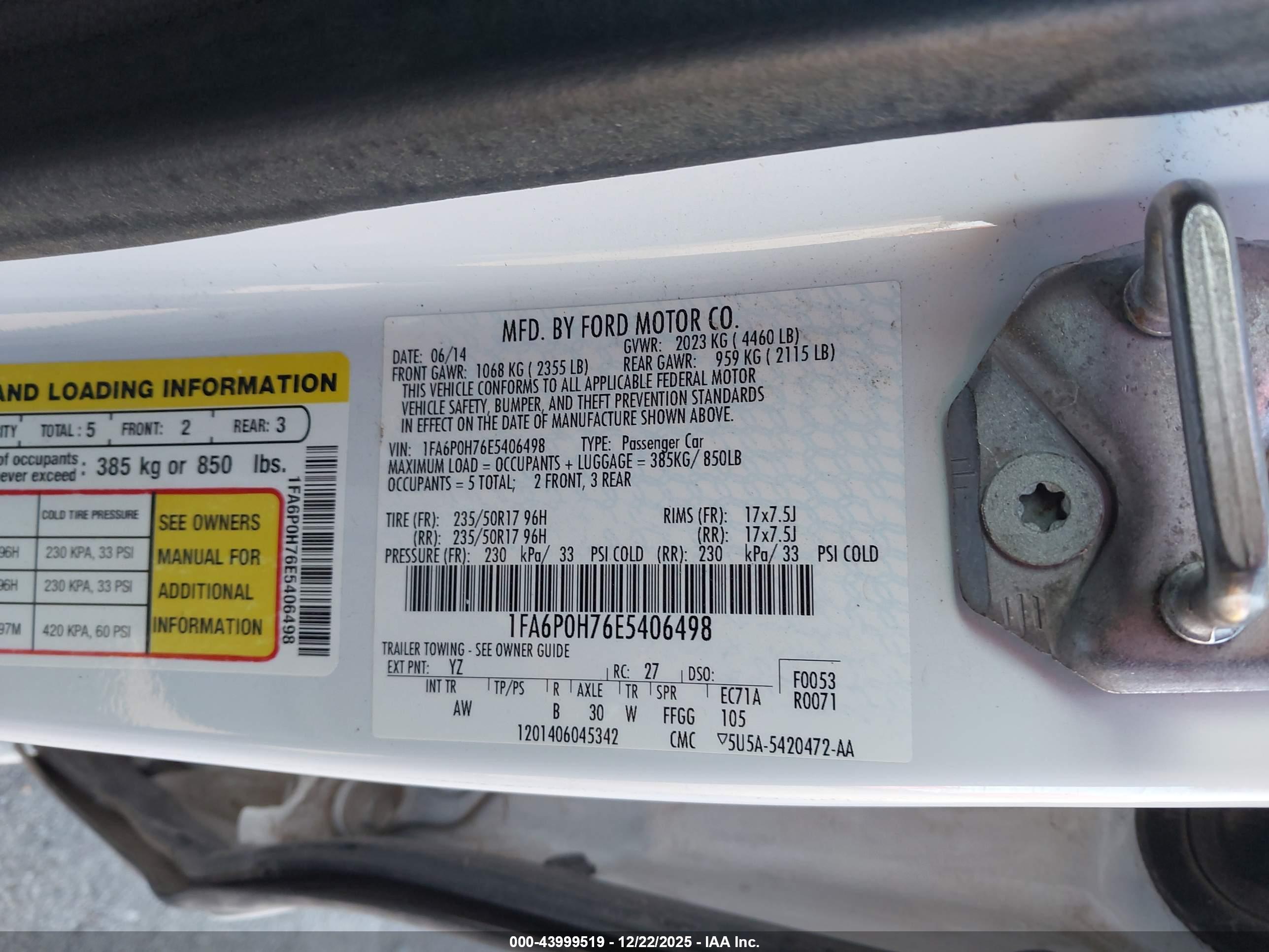 FORD FUSION image 9