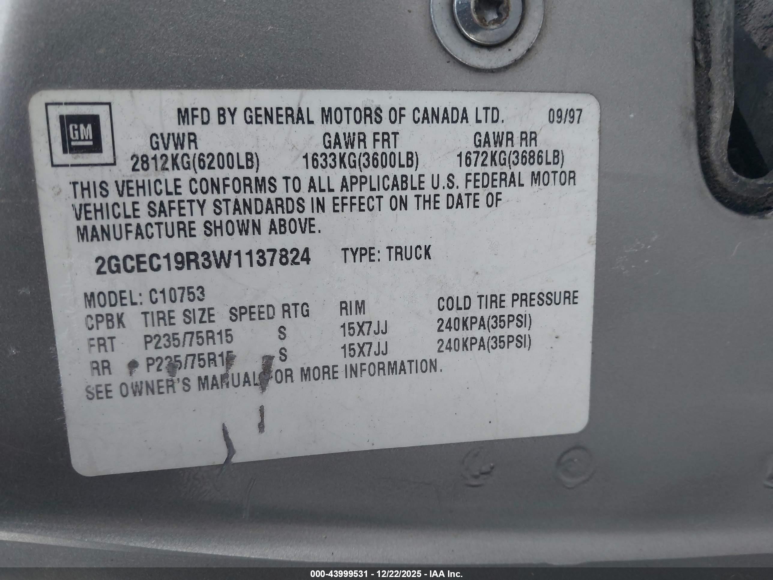 CHEVROLET C1500 image 9