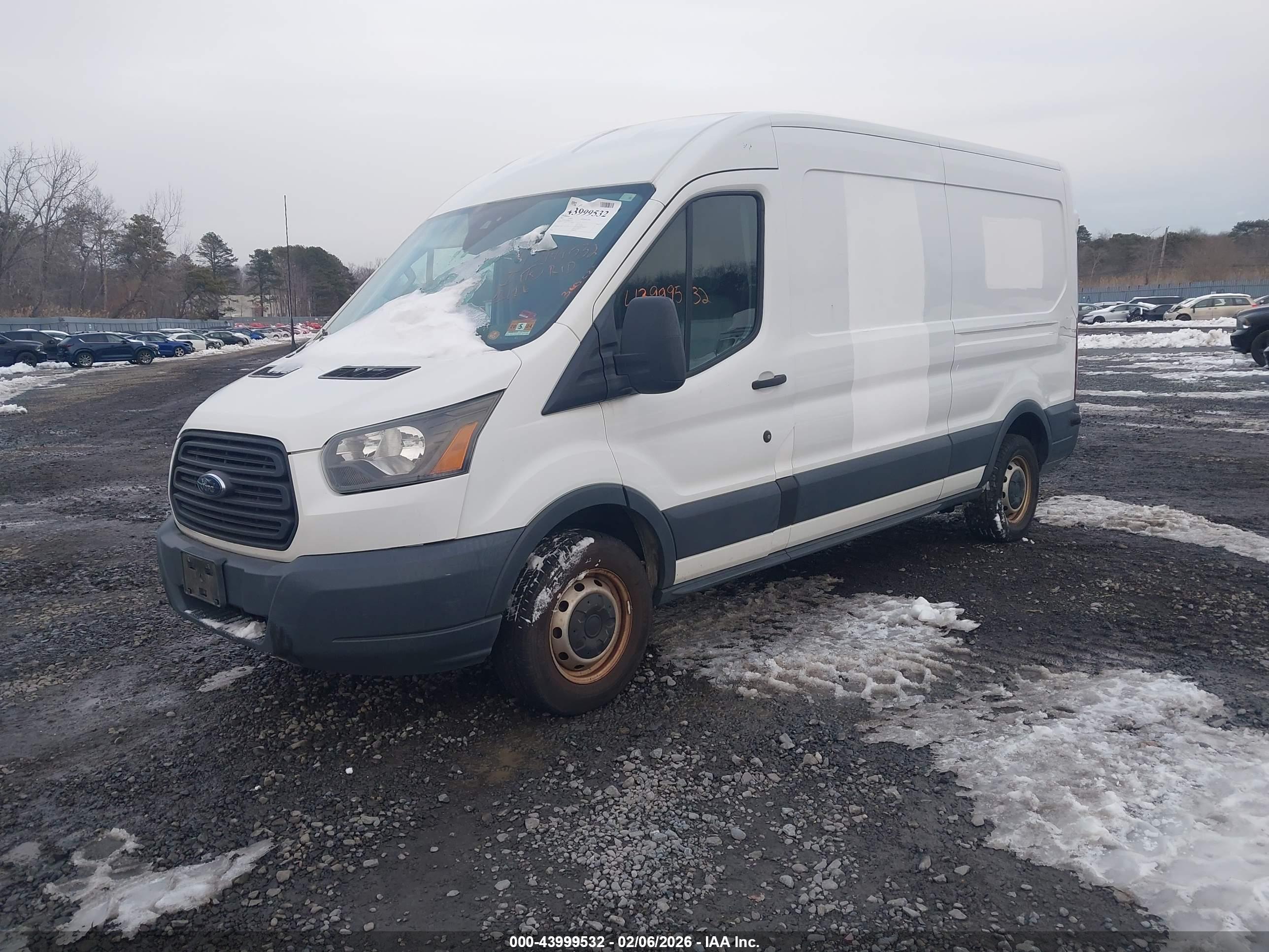 FORD TRANSIT-250 image 2